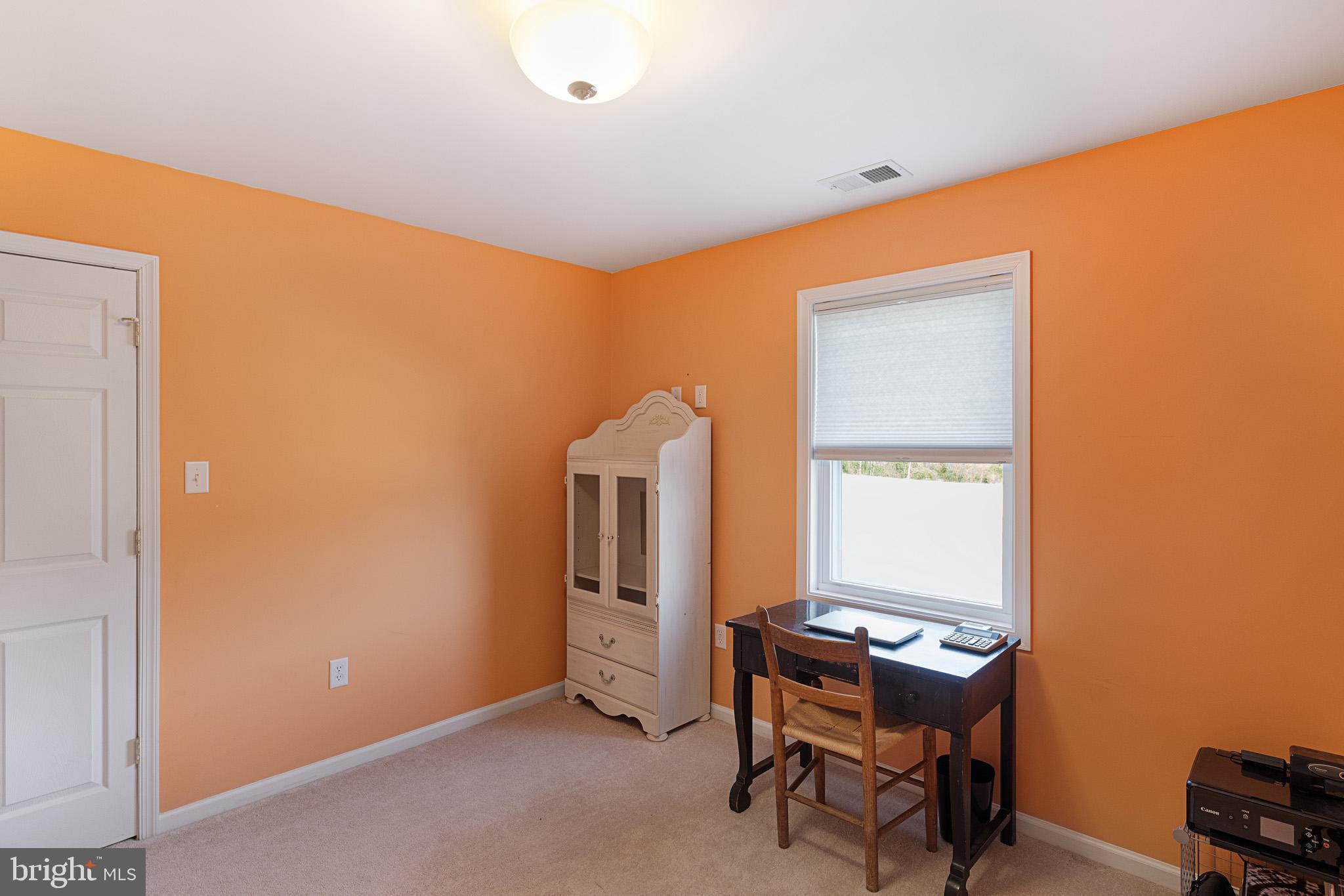 ASHBY - Residential