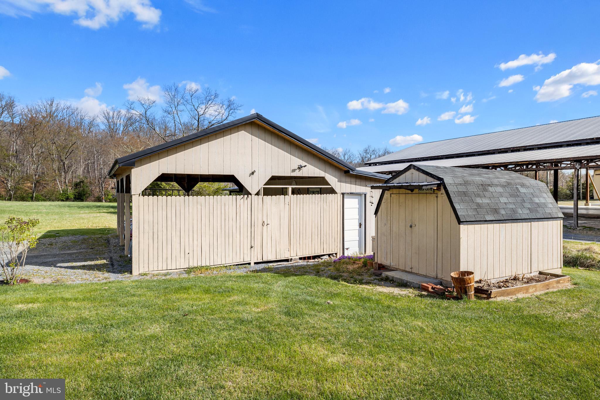 ASHBY - Residential