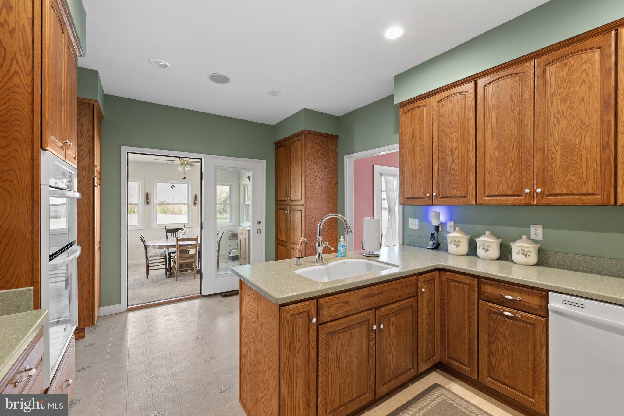 ASHBY - Residential