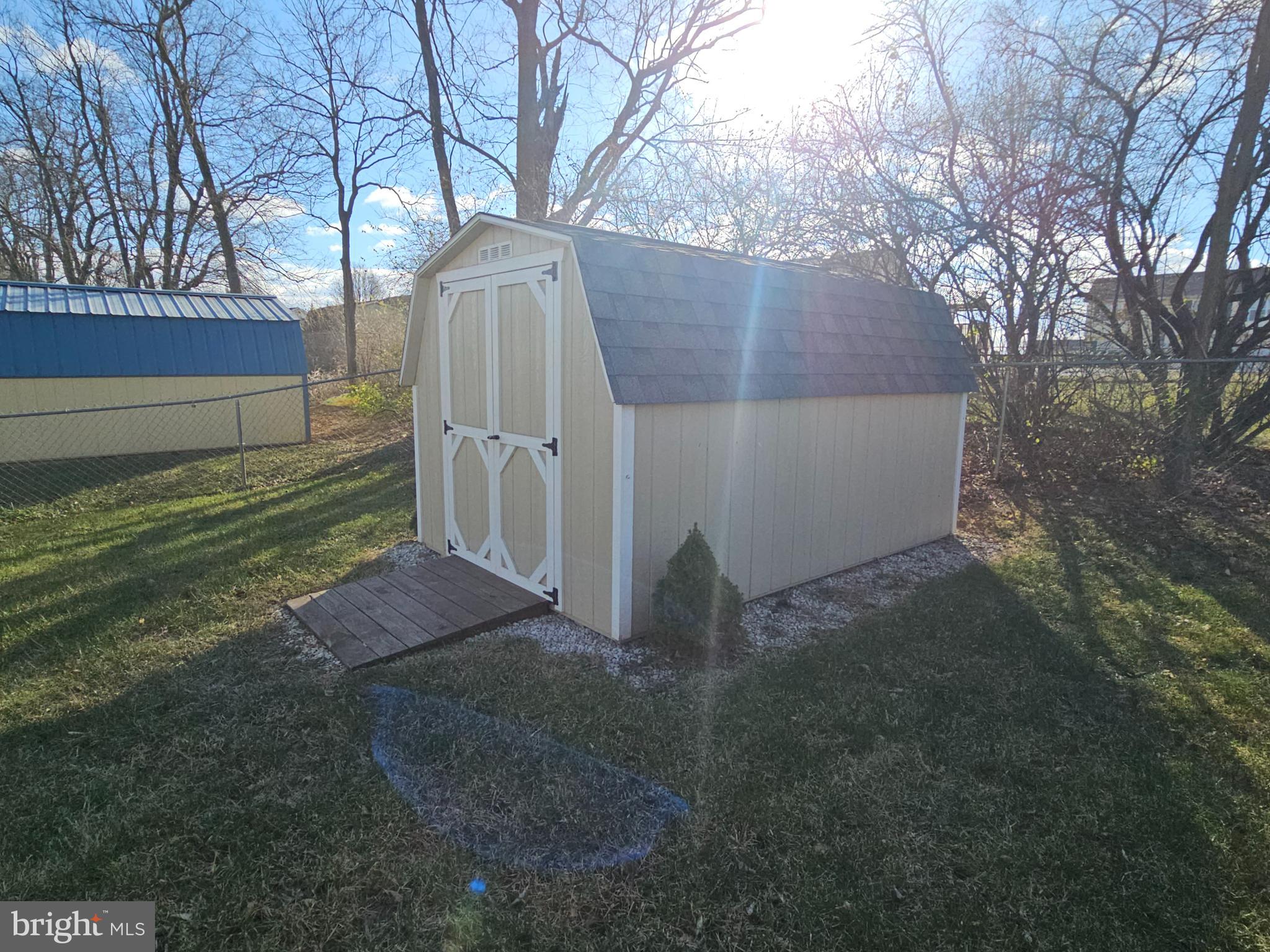 PIKESIDE MEADOWS - Residential Lease