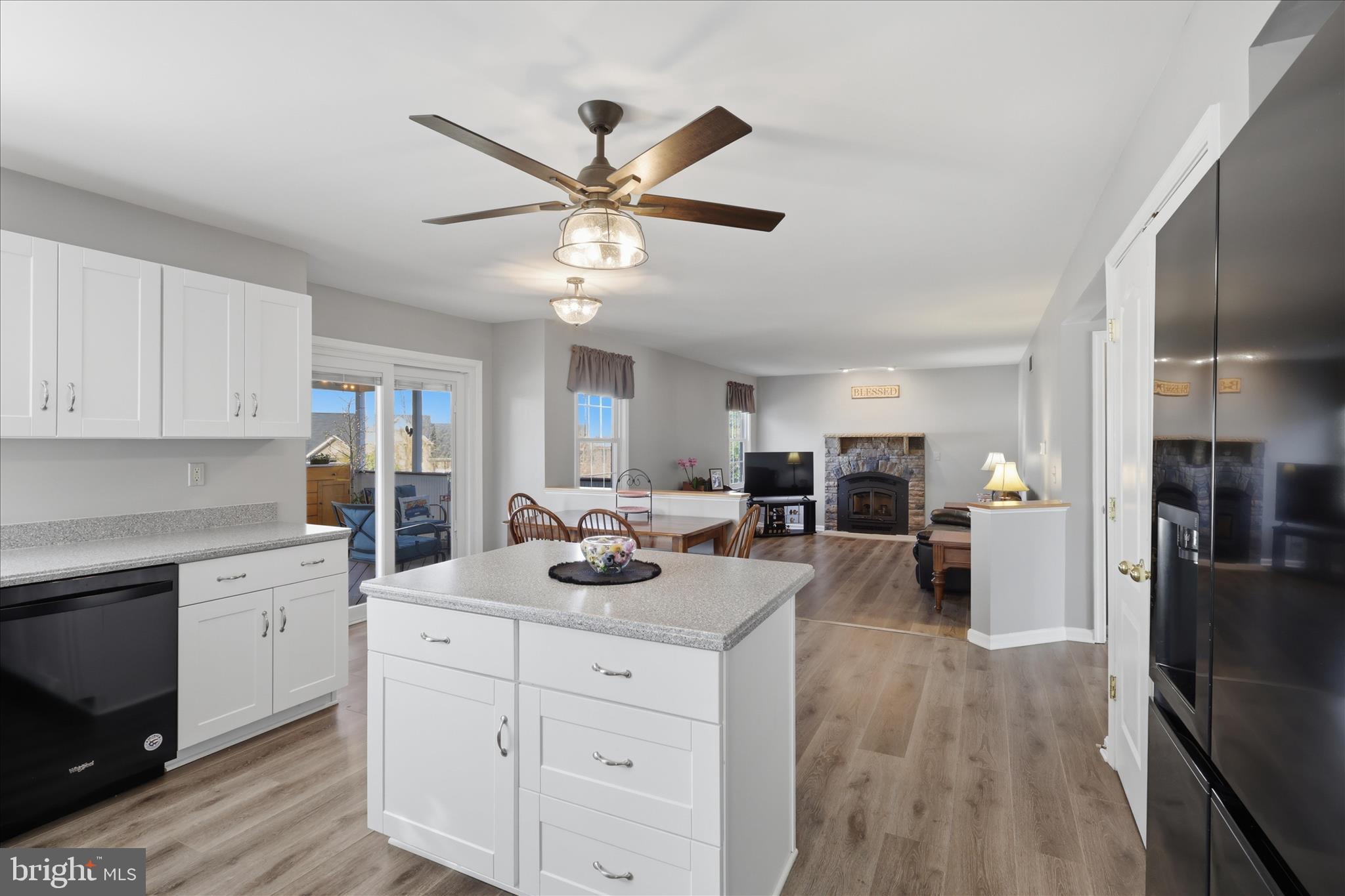 SUMMIT RIDGE - Residential