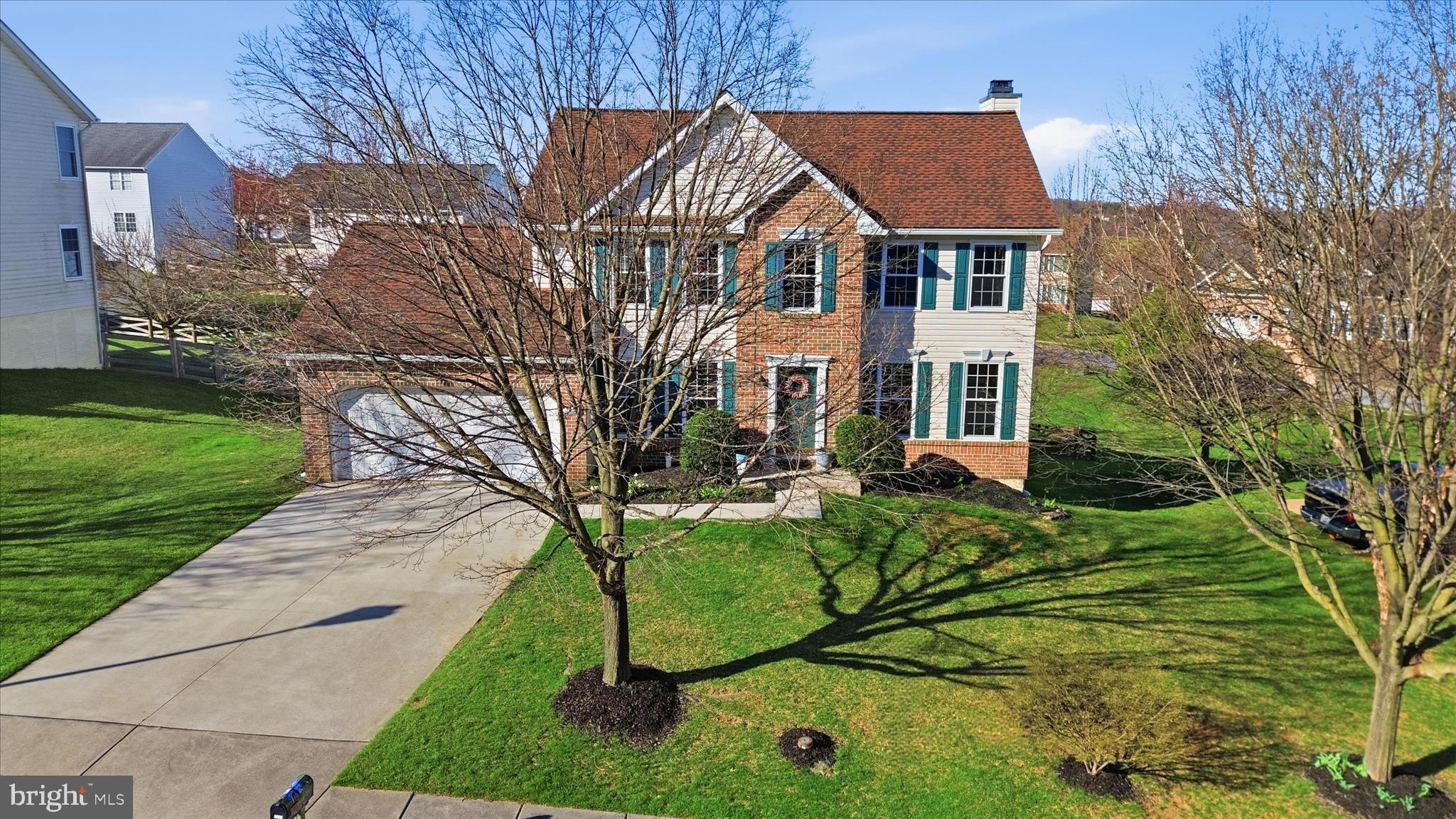 SUMMIT RIDGE - Residential