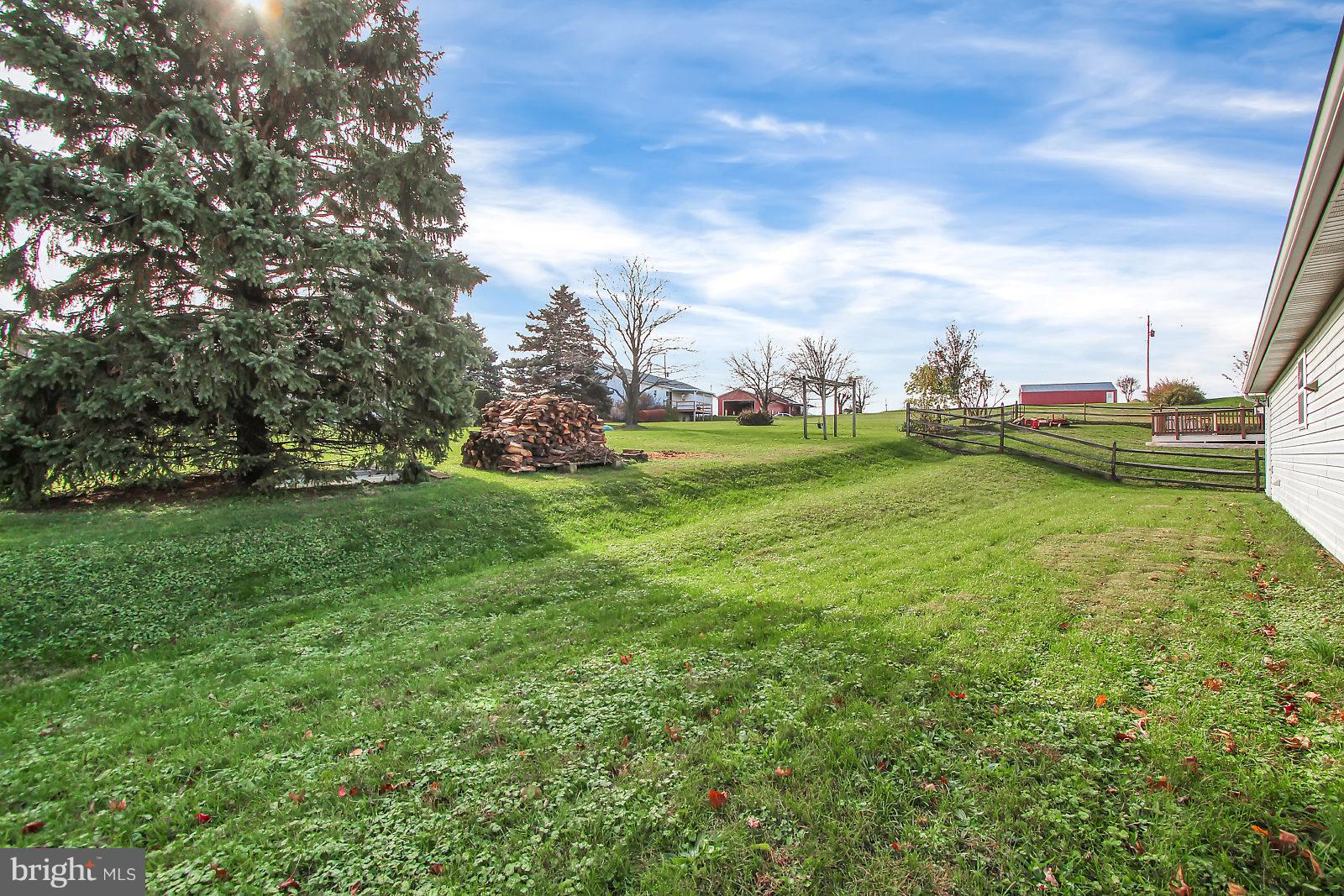 WINDSOR CROSSING - Residential