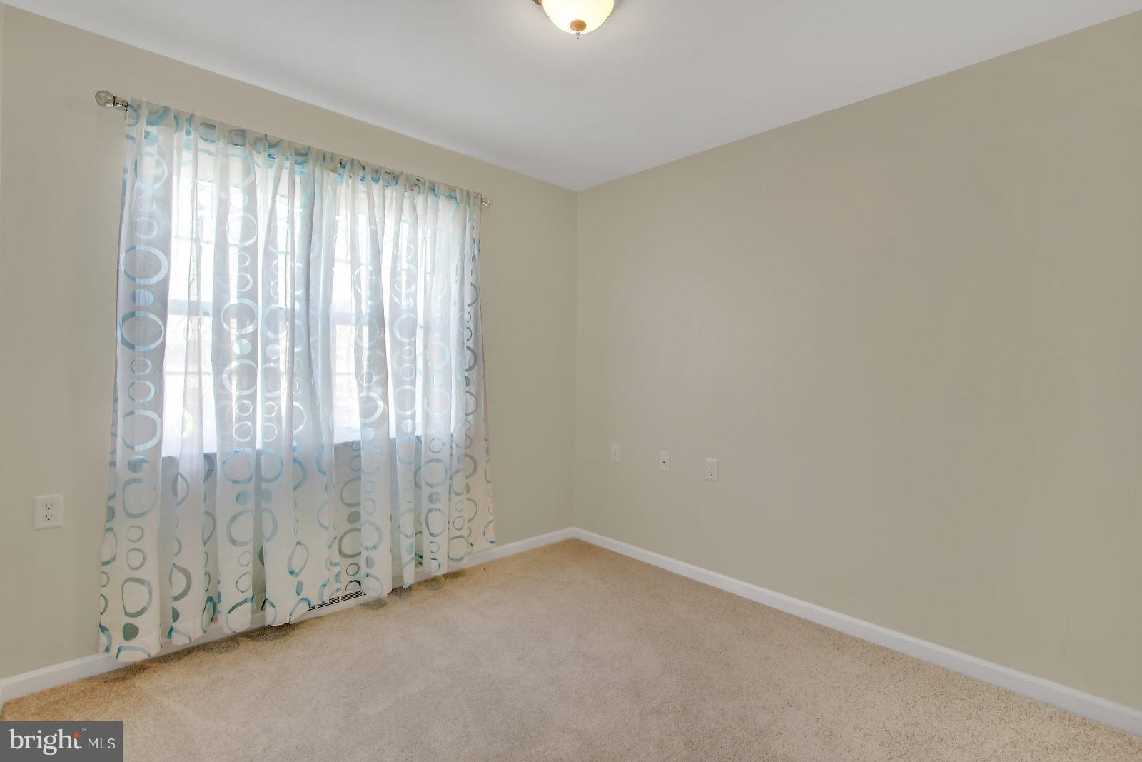 WINDSOR CROSSING - Residential