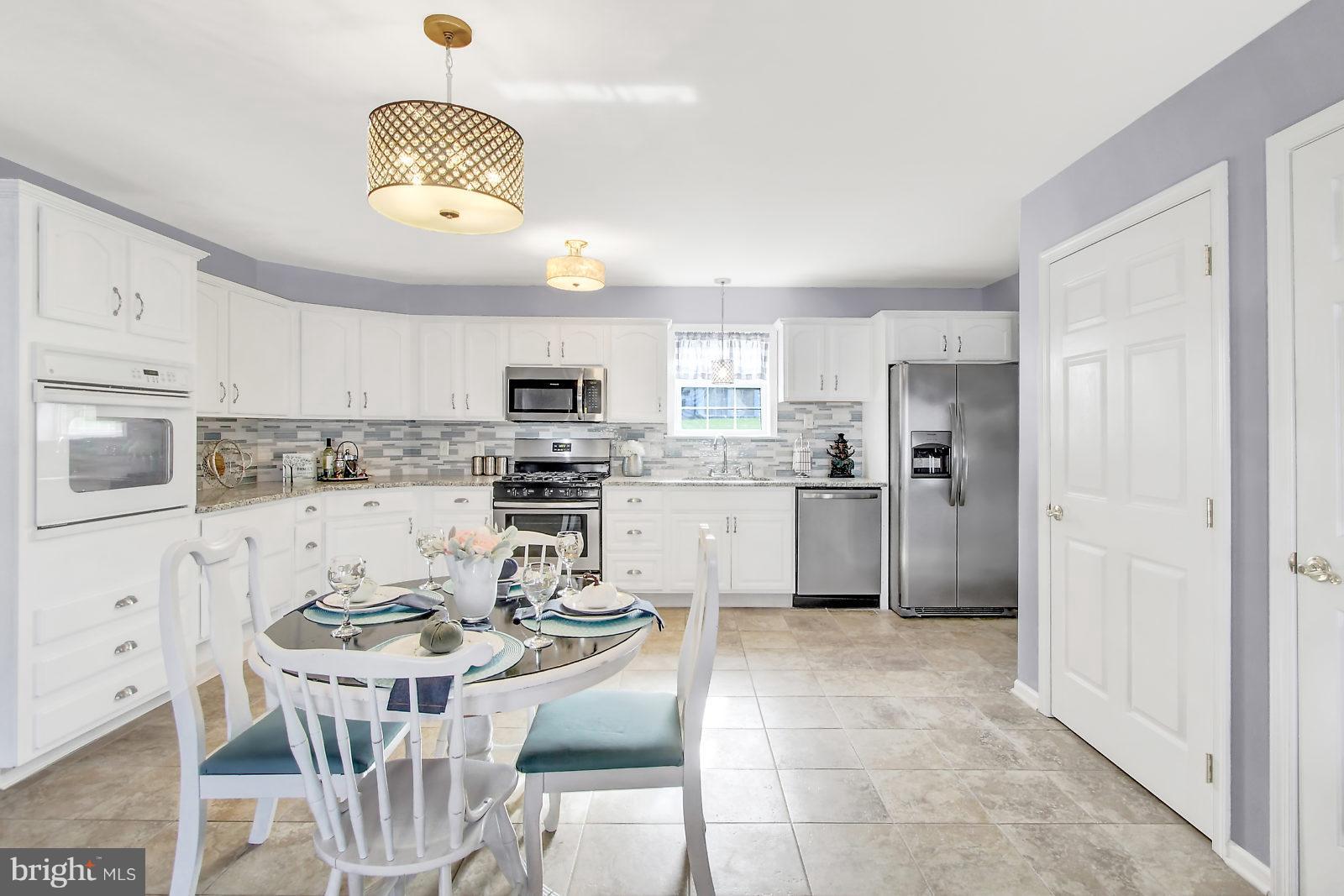WINDSOR CROSSING - Residential