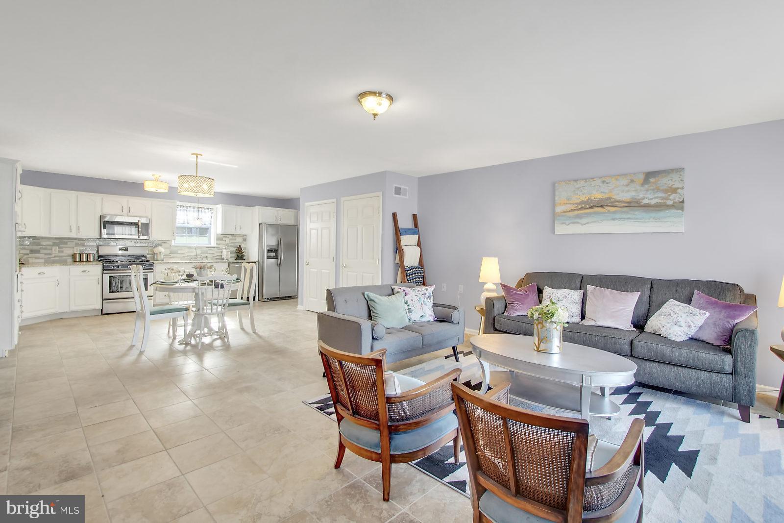 WINDSOR CROSSING - Residential