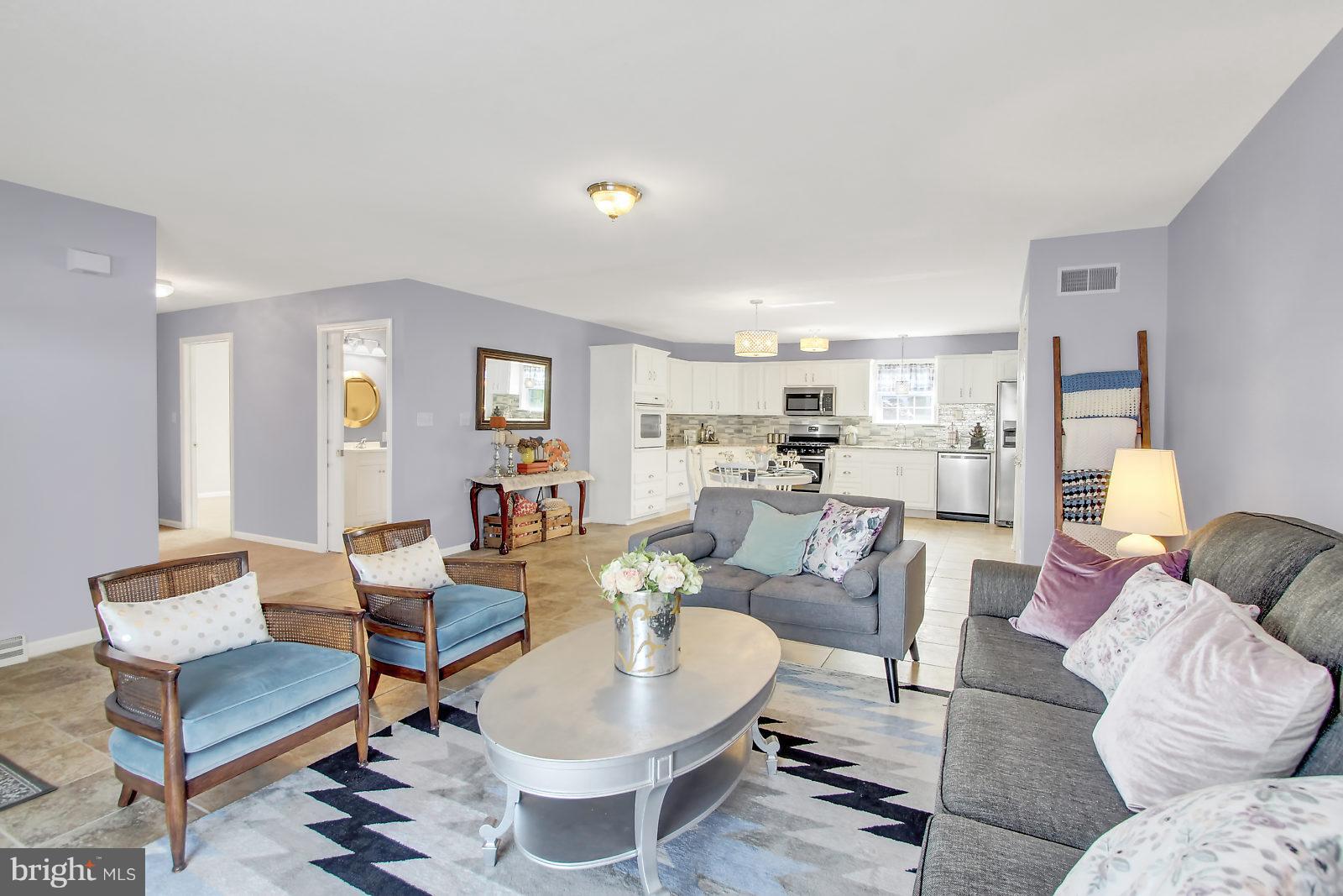 WINDSOR CROSSING - Residential