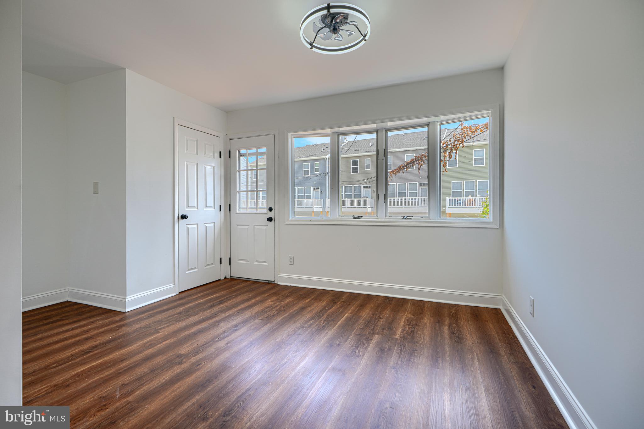 ESSEX - Residential