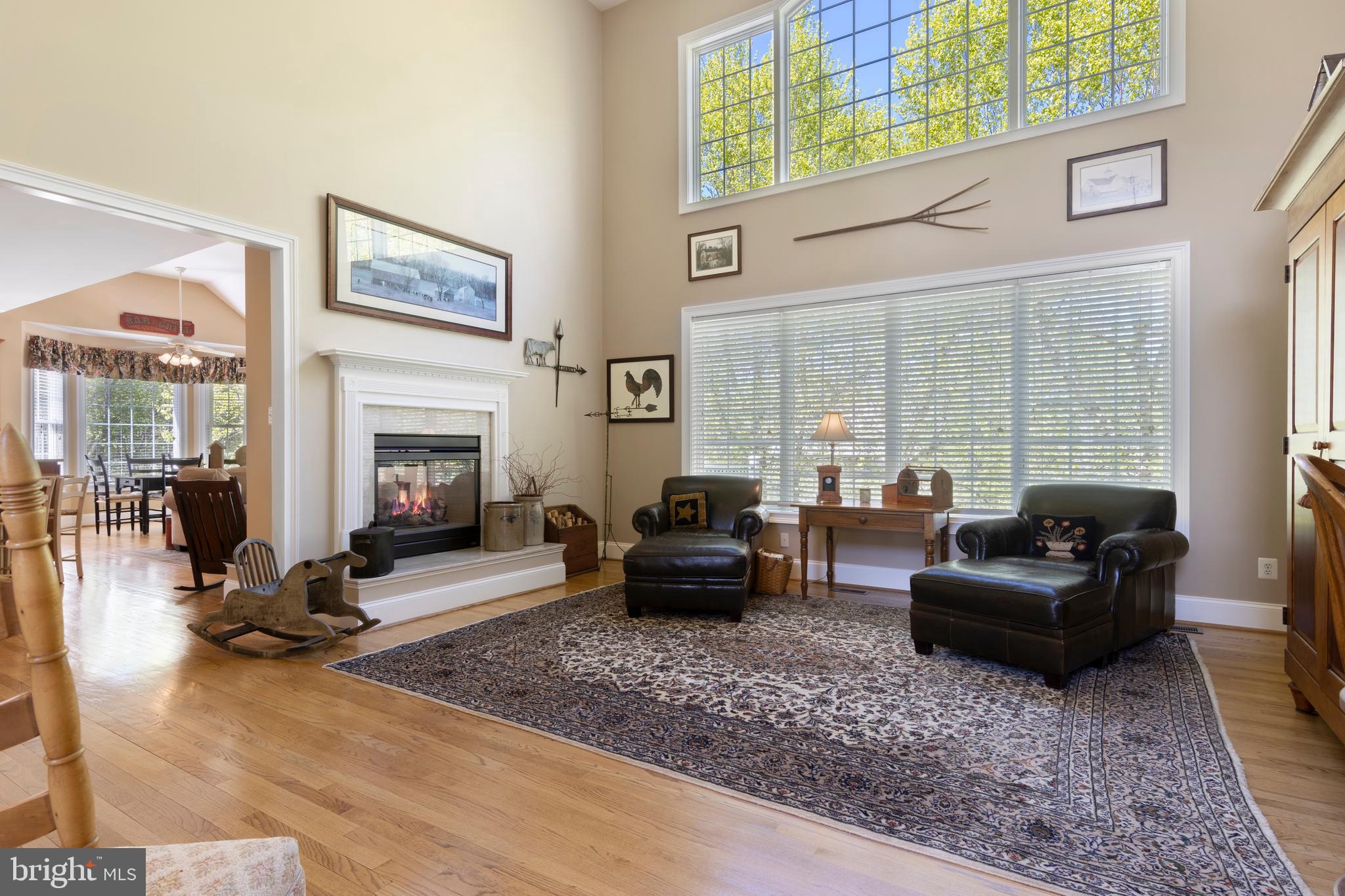 CHERRY CREEK - Residential