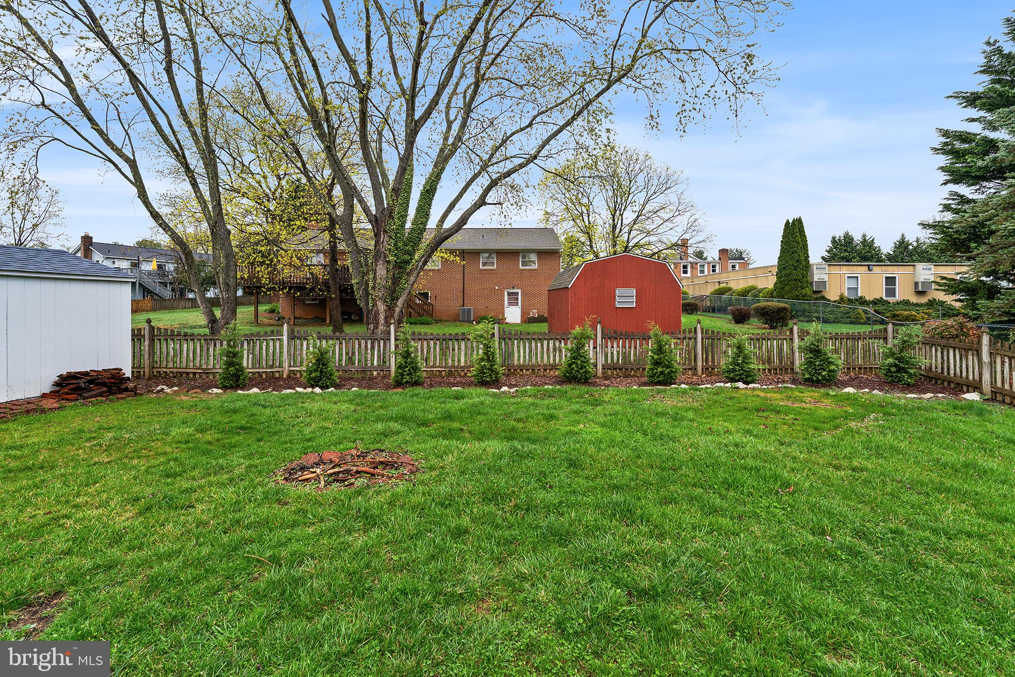 BRENTWOOD PARK - Residential