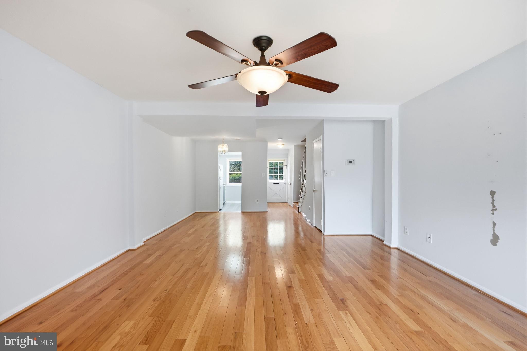 CHARLESTOWNE VILLAGE - Residential