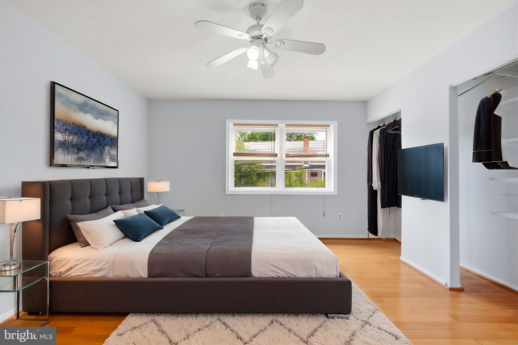 CHARLESTOWNE VILLAGE - Residential