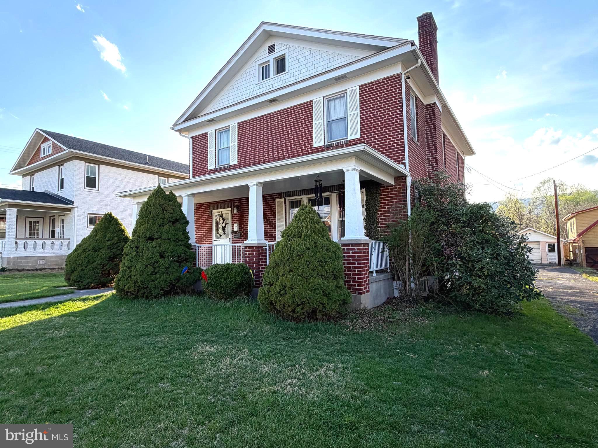 TOWN OF ROMNEY - Residential