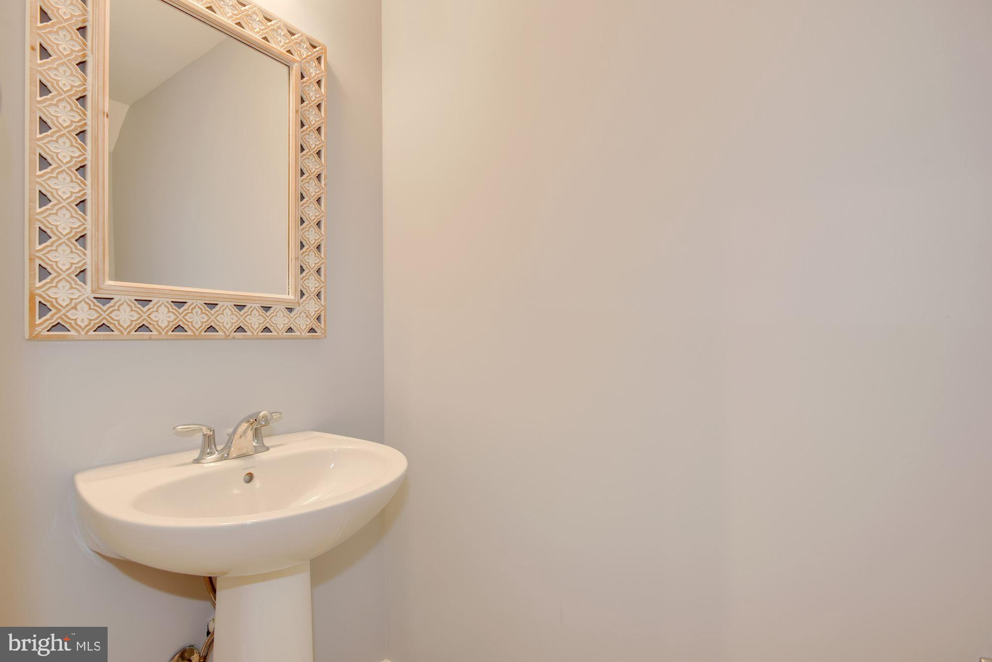 GARDEN DISTRICT AT BRAMBLETON TOWN CENTER - Residential