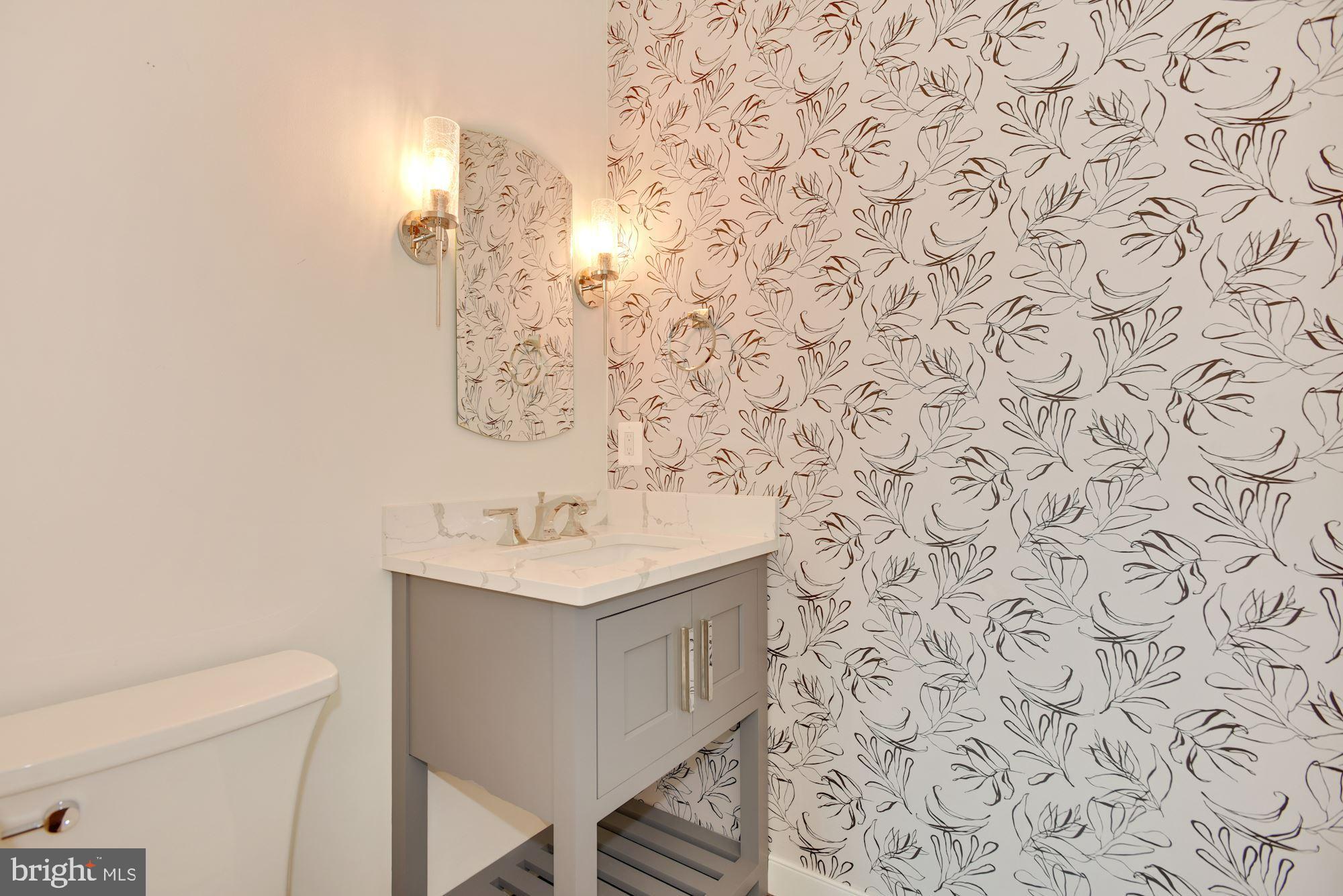 GARDEN DISTRICT AT BRAMBLETON TOWN CENTER - Residential