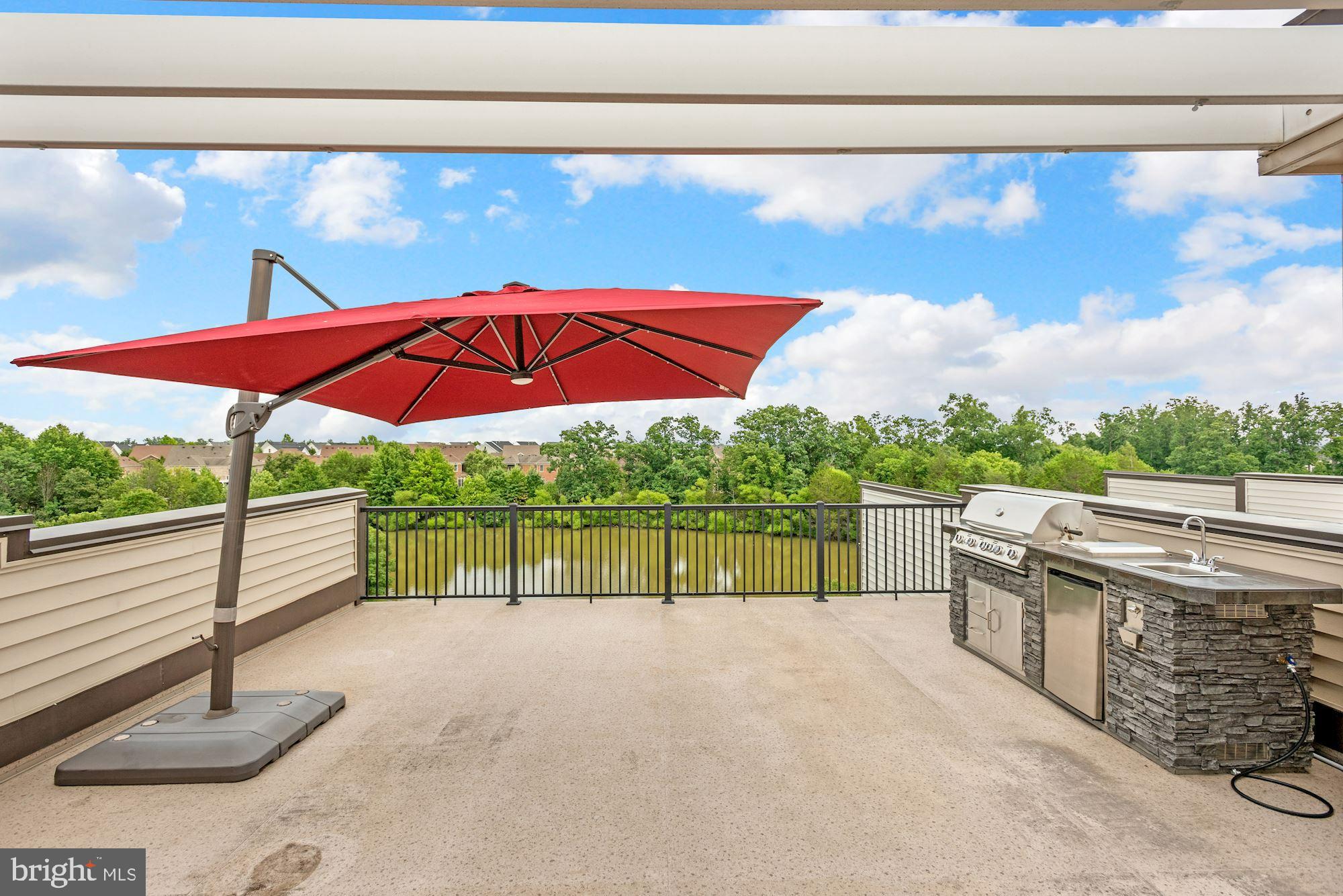 GARDEN DISTRICT AT BRAMBLETON TOWN CENTER - Residential