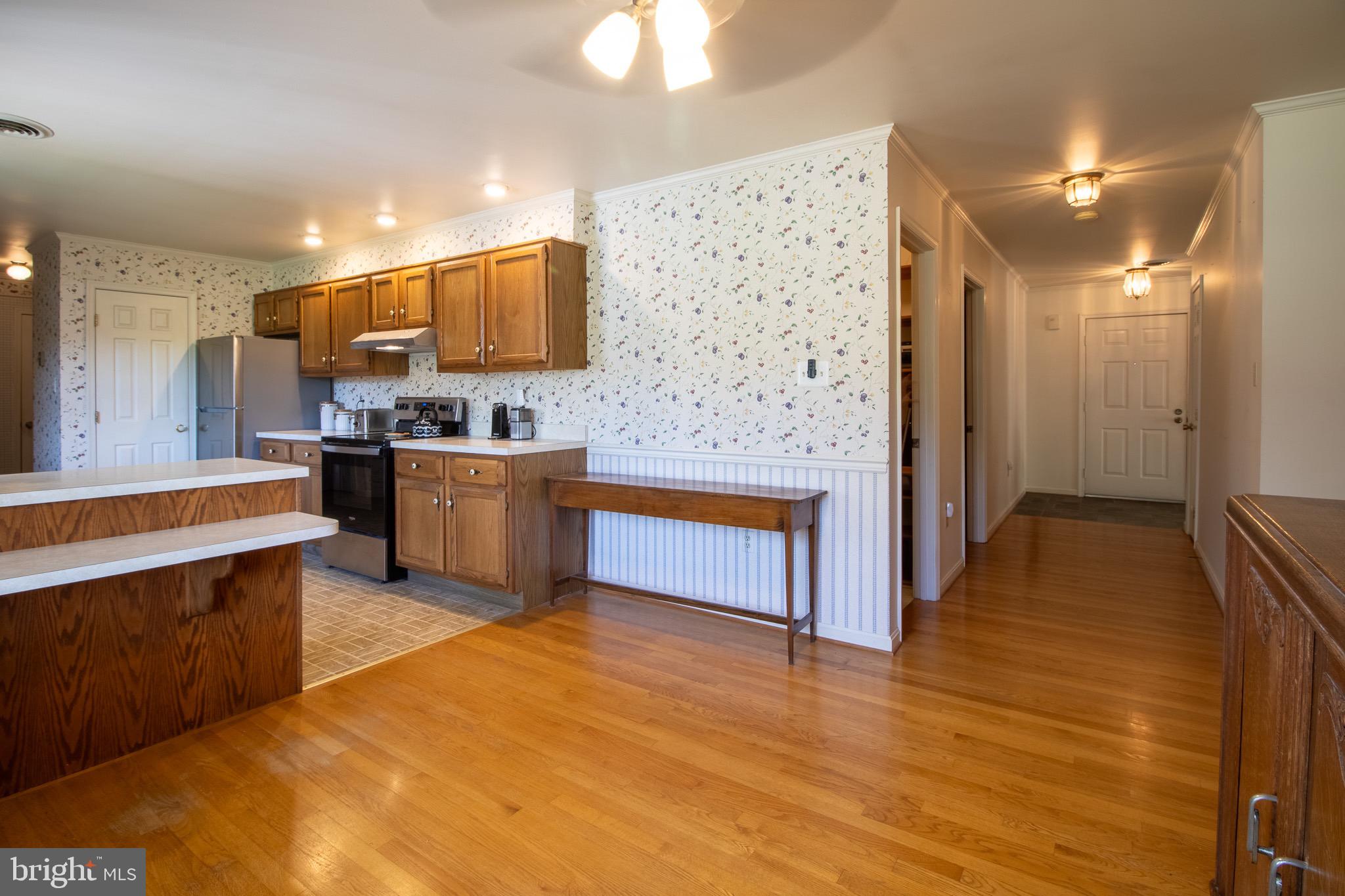MEADOWBROOK - Residential