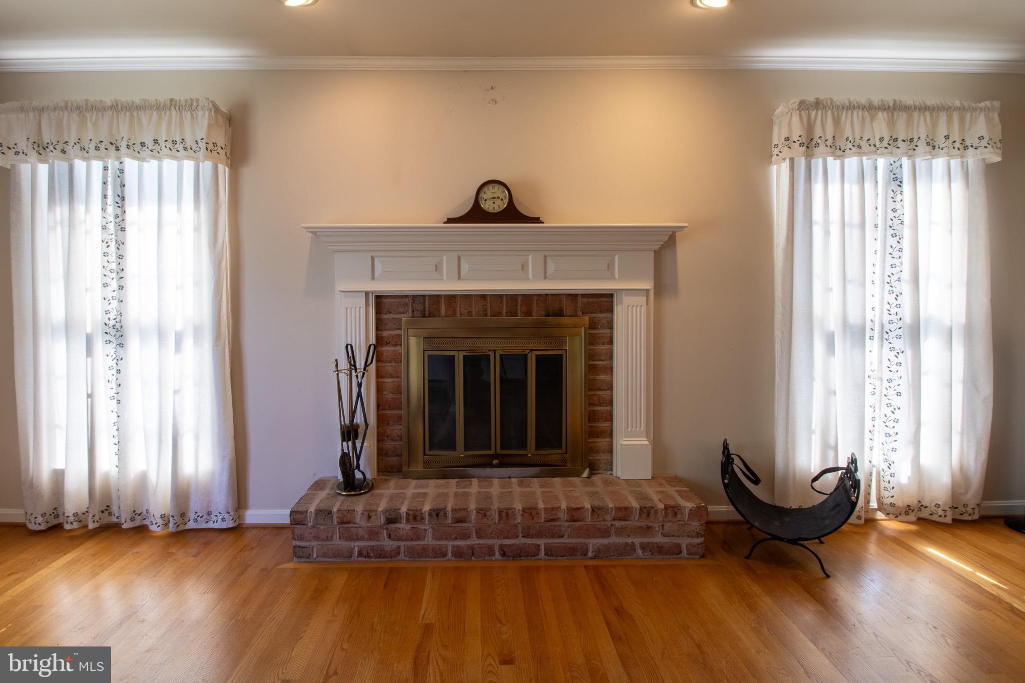 MEADOWBROOK - Residential