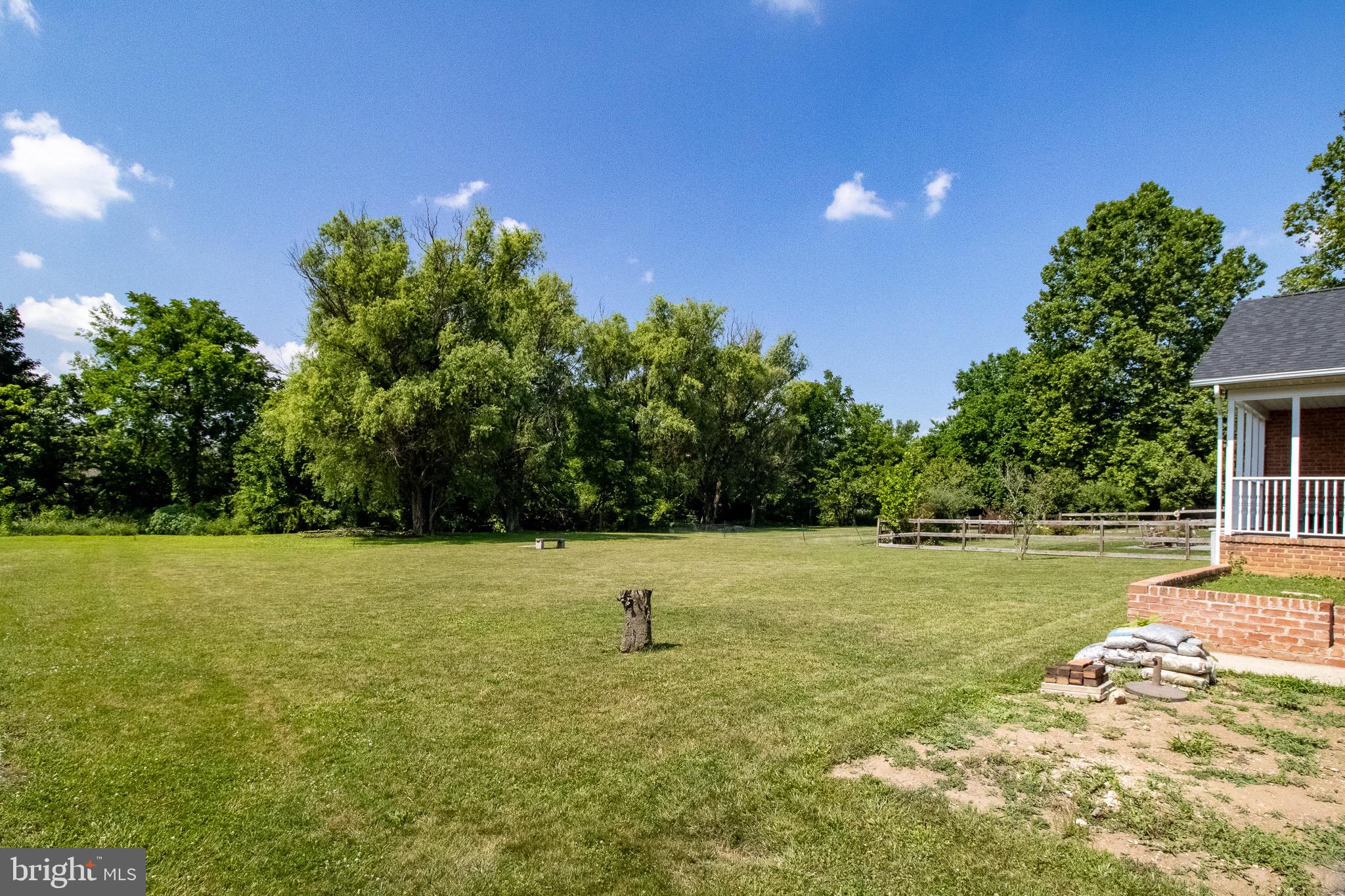 MEADOWBROOK - Residential