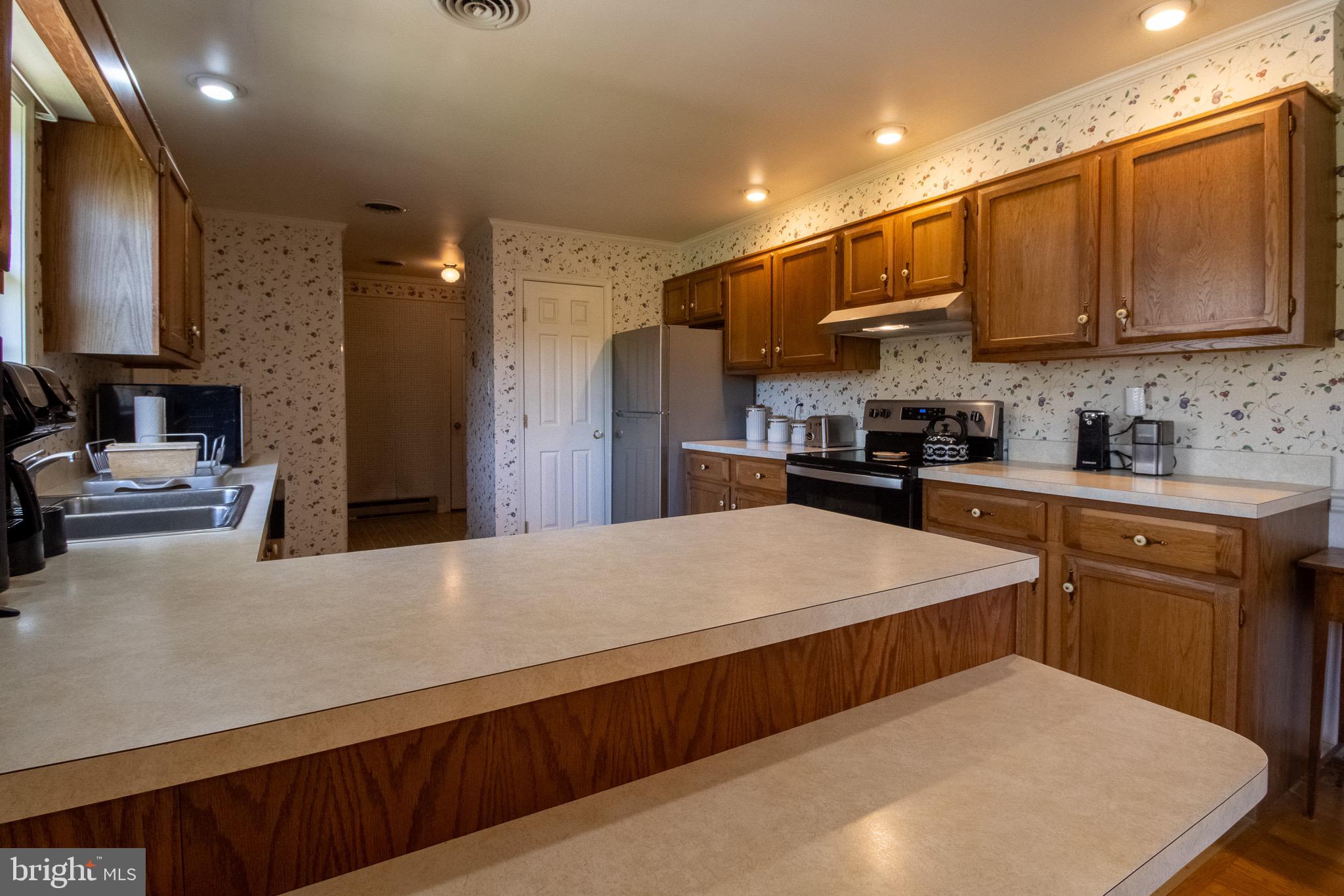 MEADOWBROOK - Residential