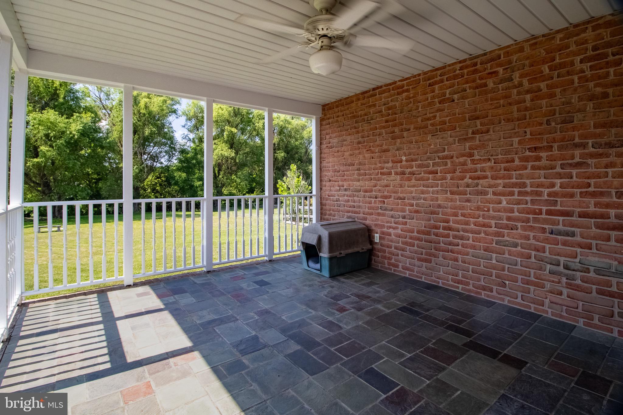 MEADOWBROOK - Residential
