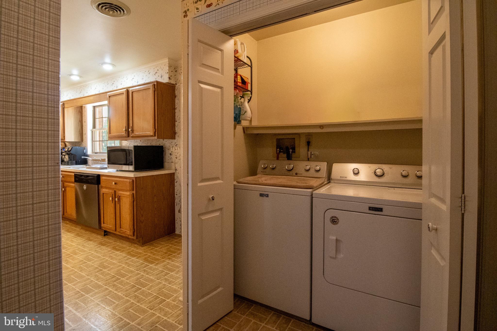 MEADOWBROOK - Residential