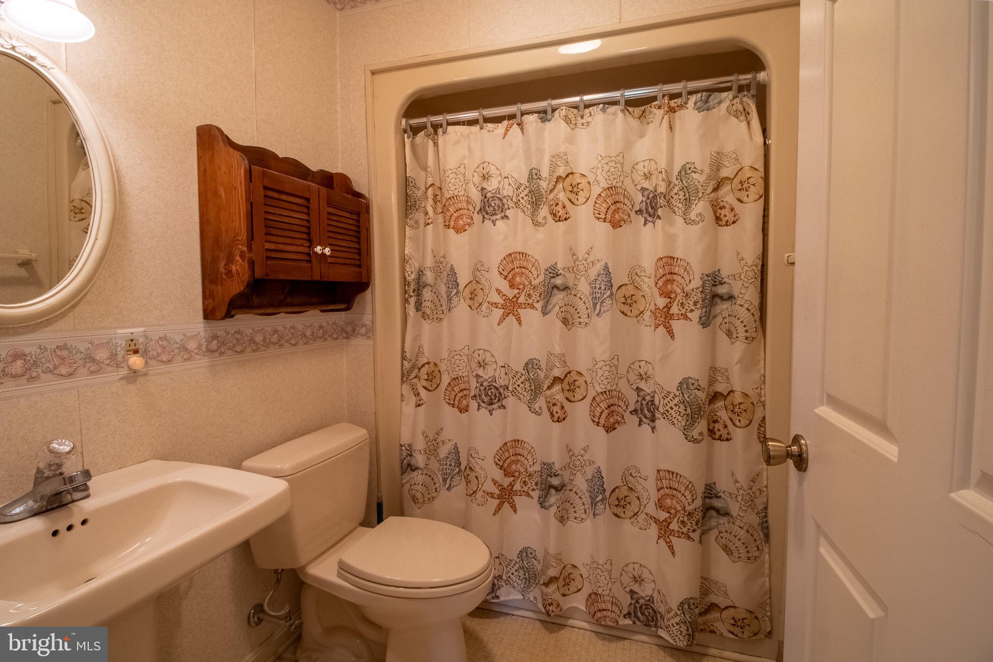MEADOWBROOK - Residential