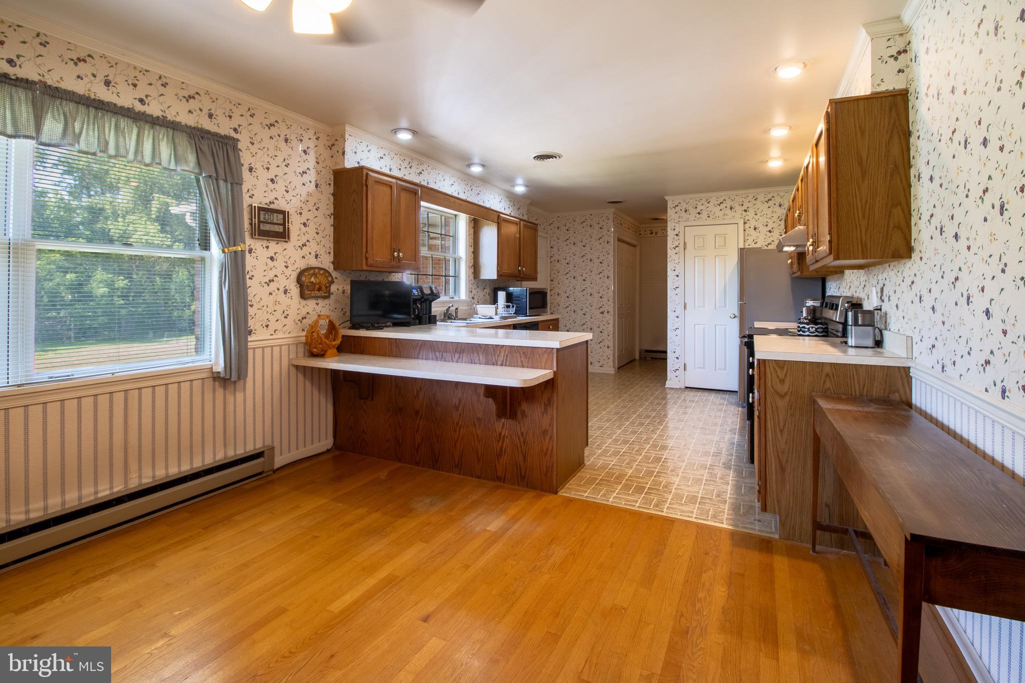 MEADOWBROOK - Residential
