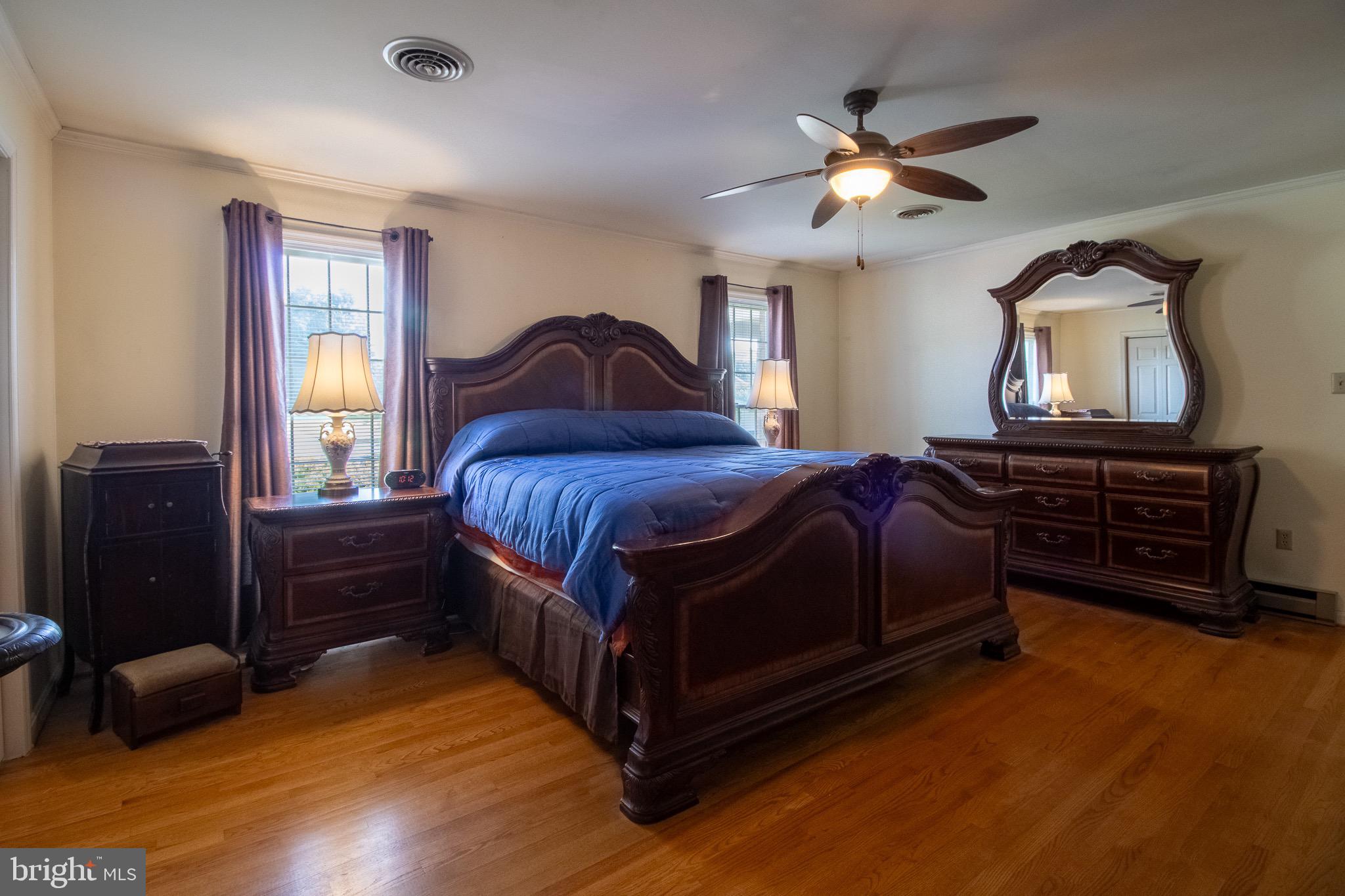 MEADOWBROOK - Residential