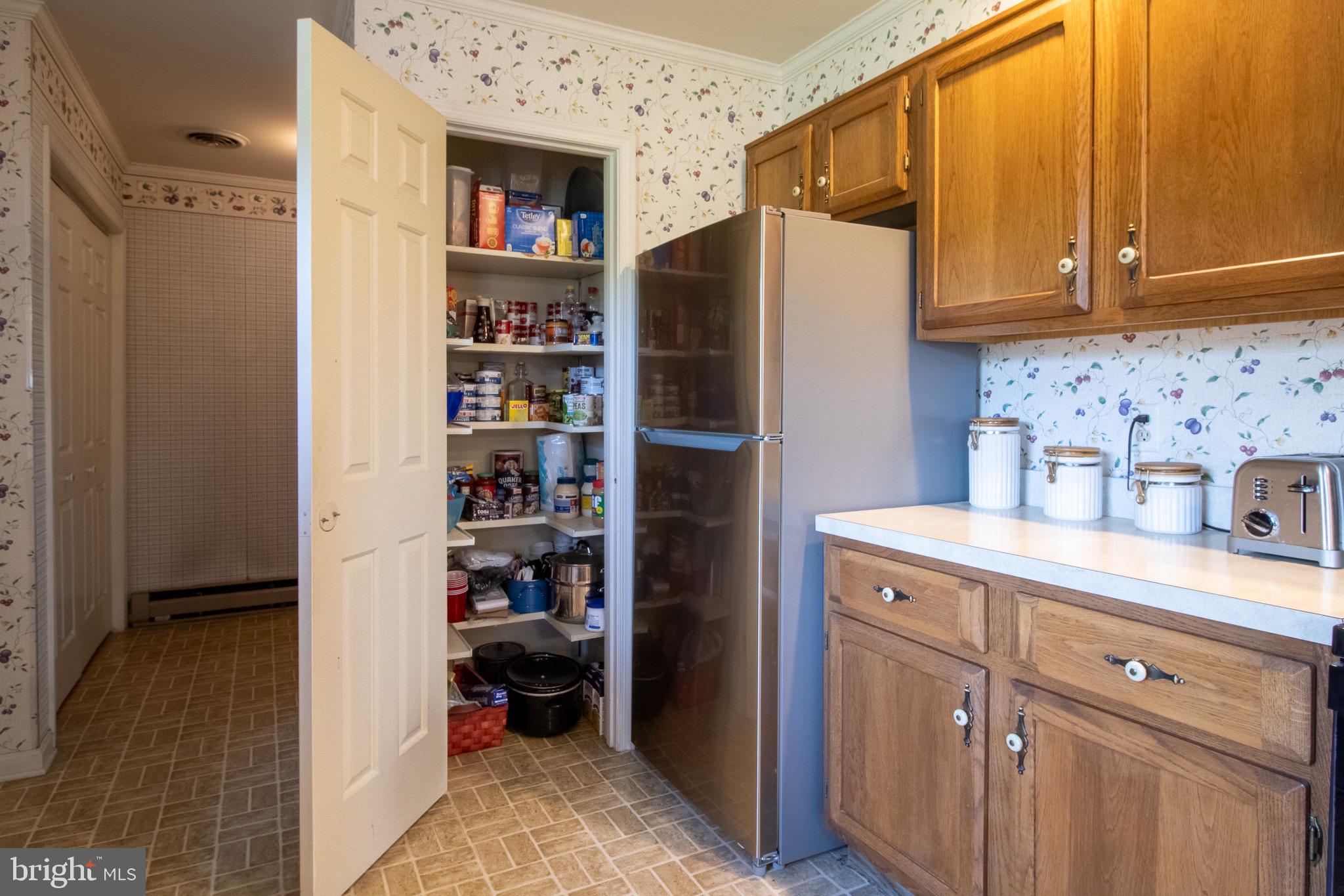 MEADOWBROOK - Residential