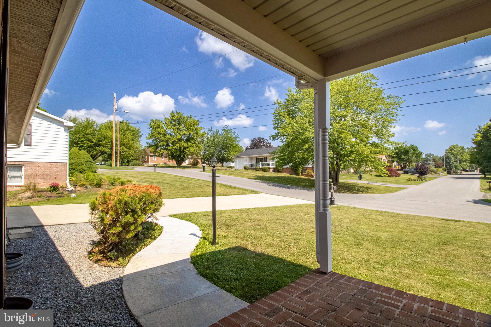 MEADOWBROOK - Residential