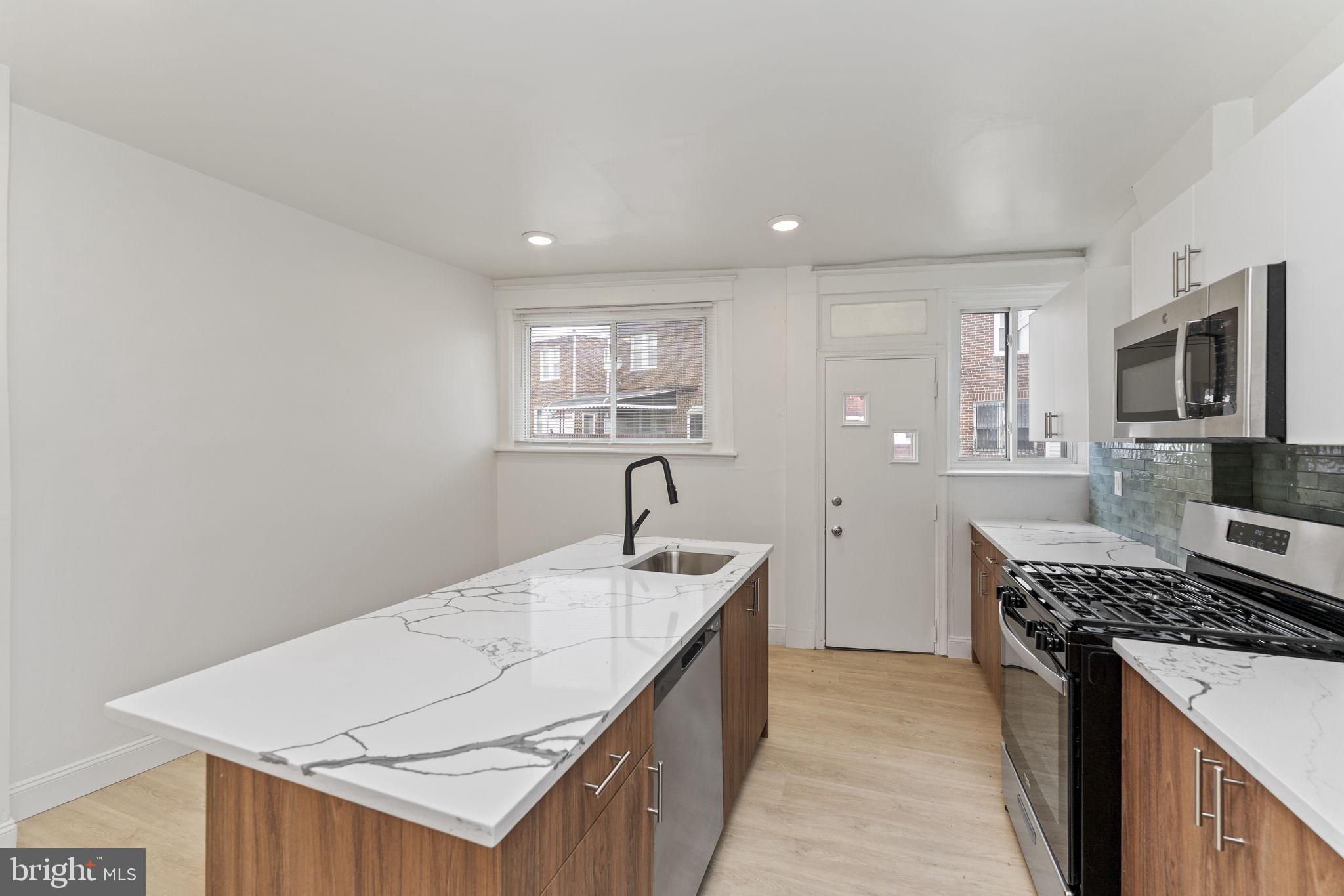 OVERBROOK FARMS - Residential