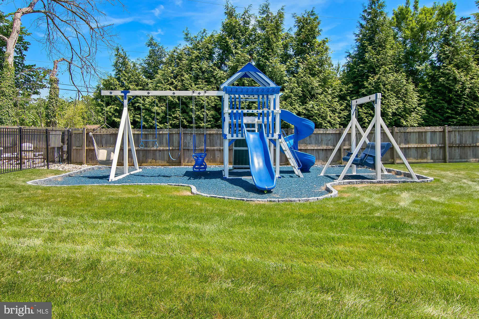 RANCHLEIGH - Residential