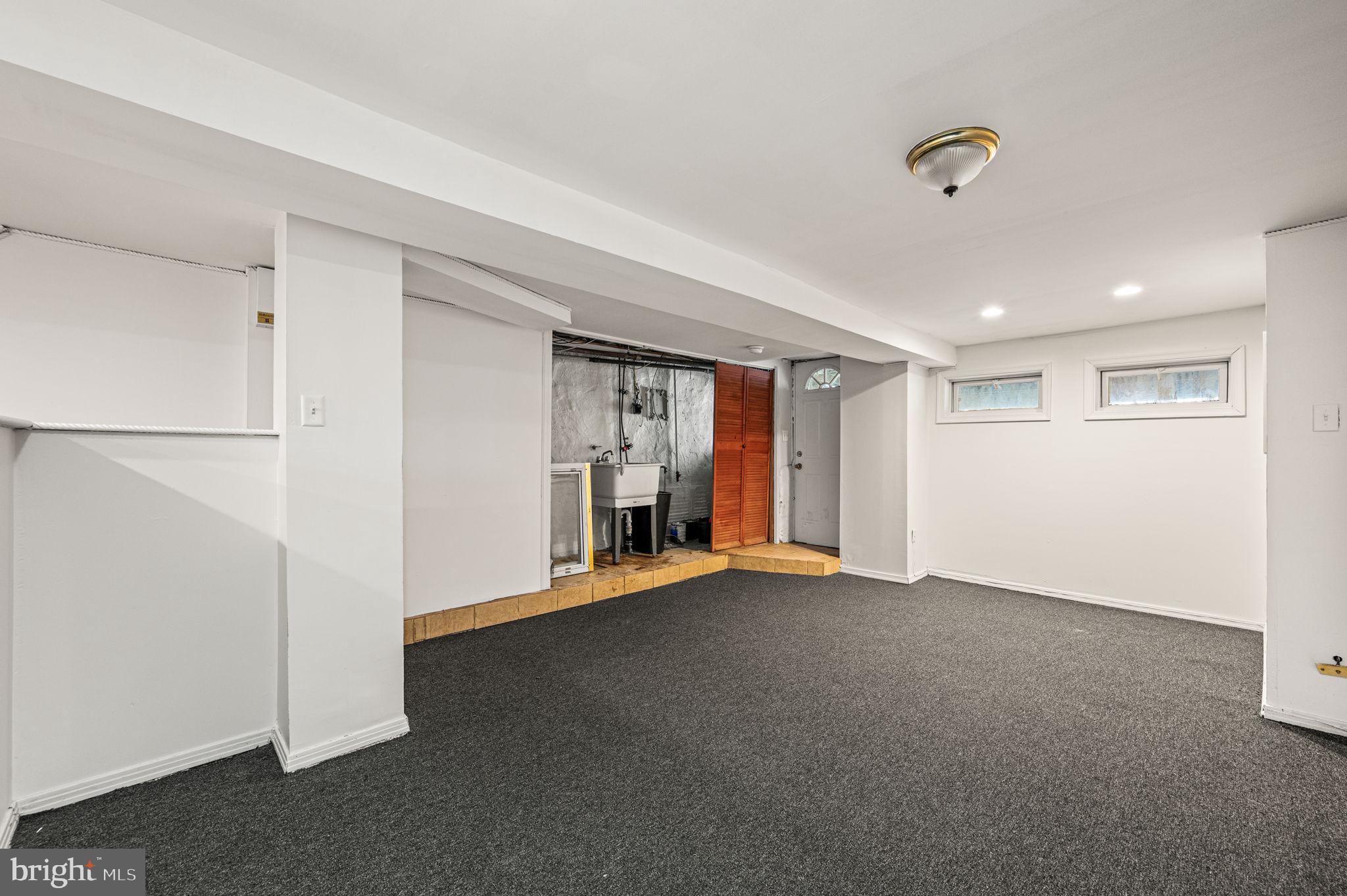 LANSDOWNE - Residential
