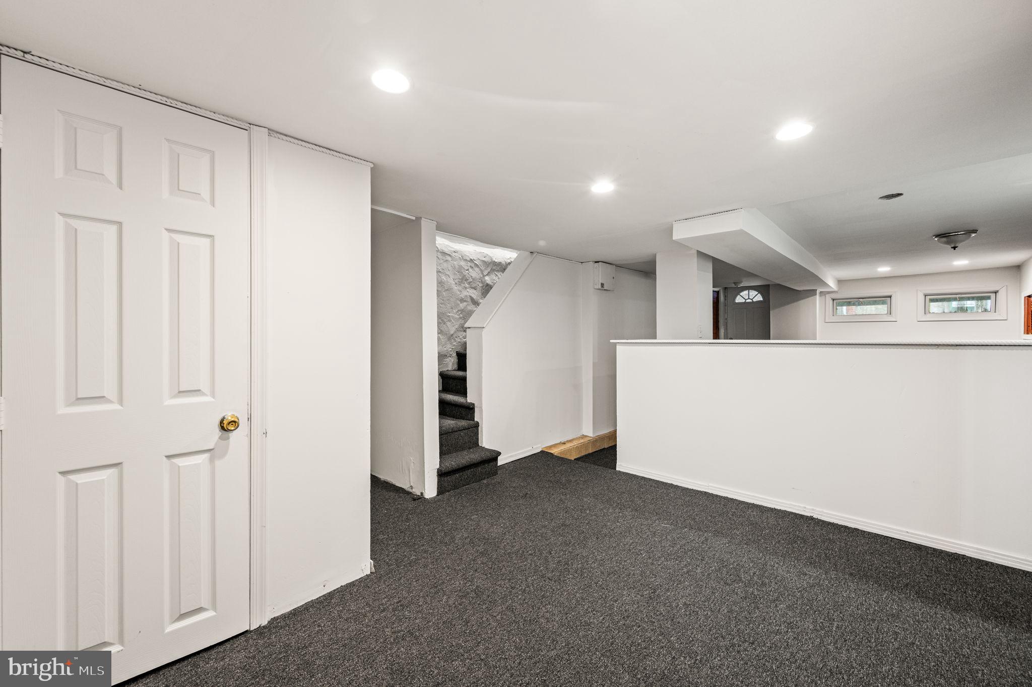 LANSDOWNE - Residential