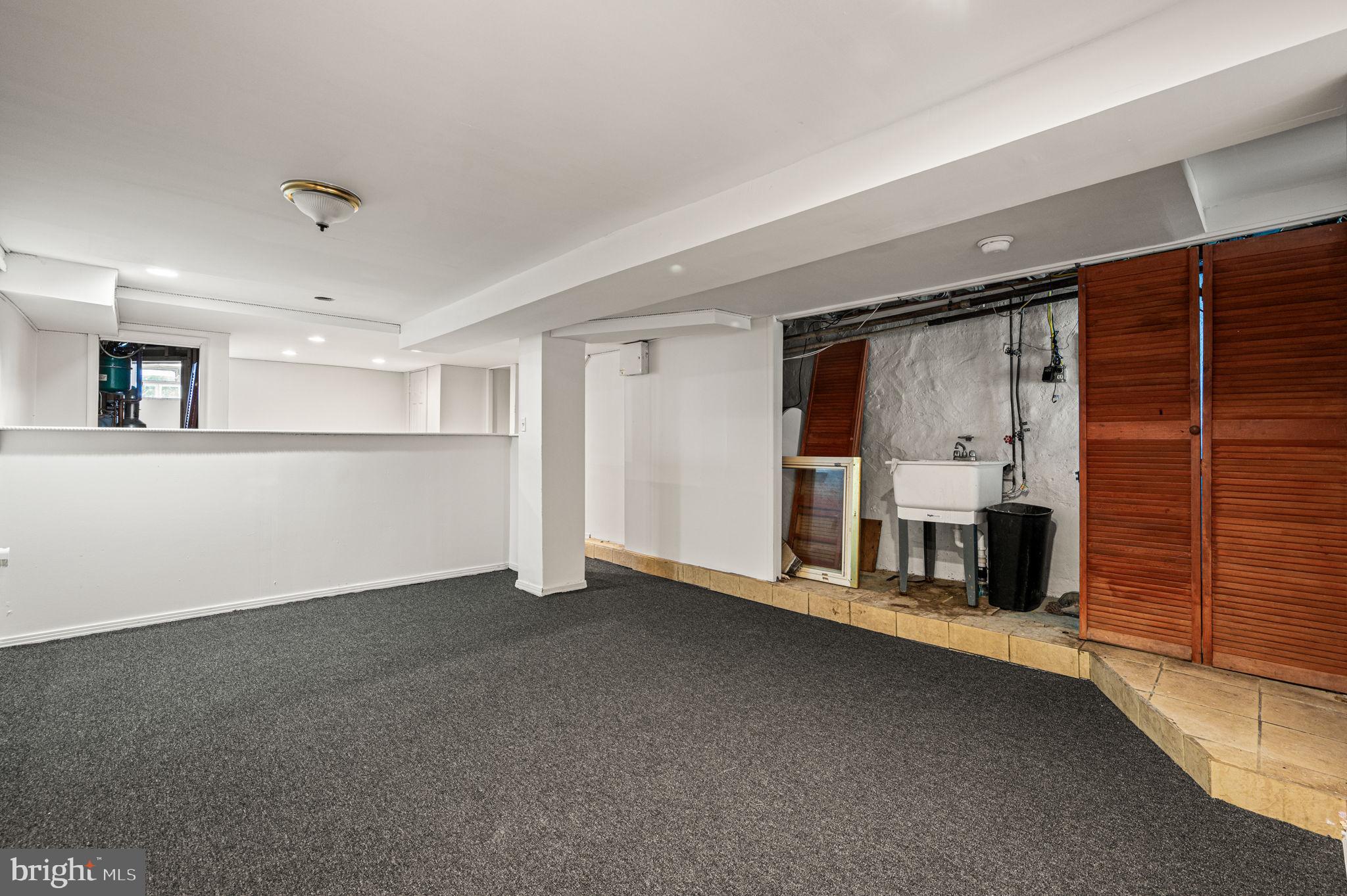 LANSDOWNE - Residential