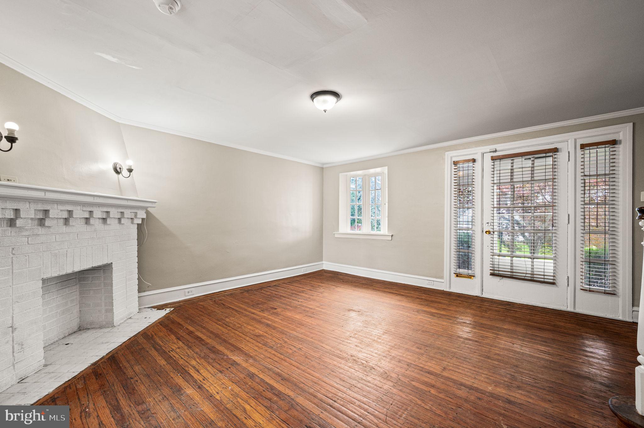 LANSDOWNE - Residential