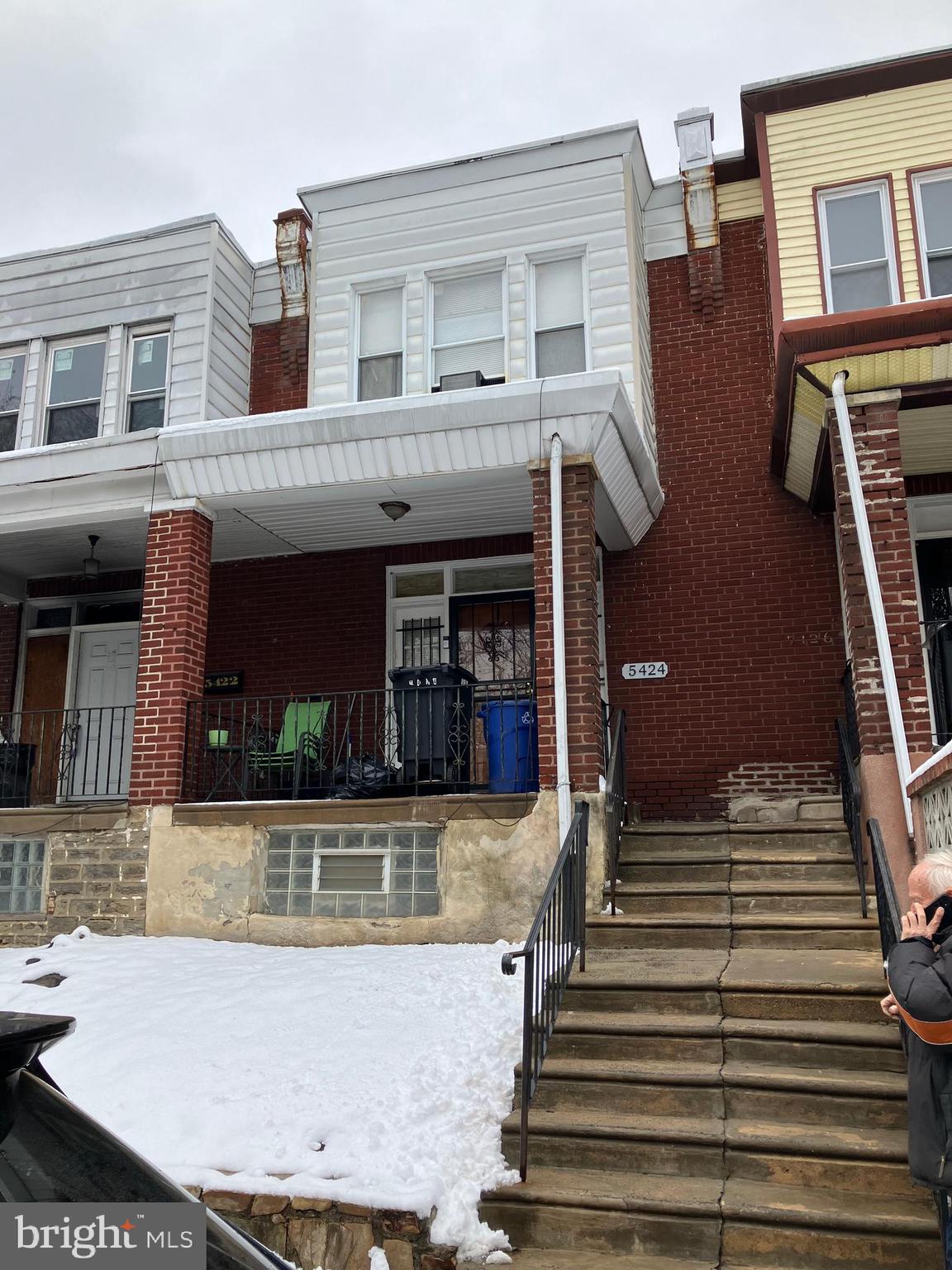 LOGAN - Residential