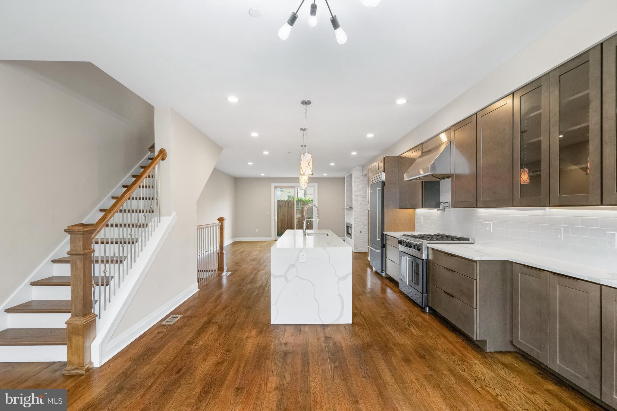 ART MUSEUM AREA - Residential