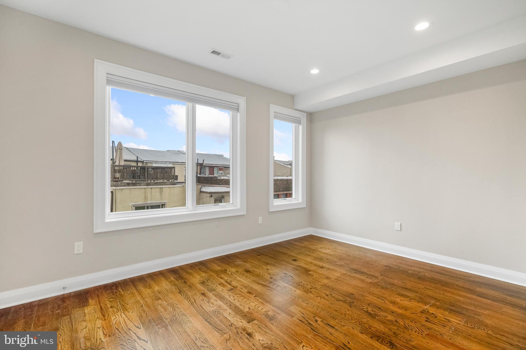 ART MUSEUM AREA - Residential