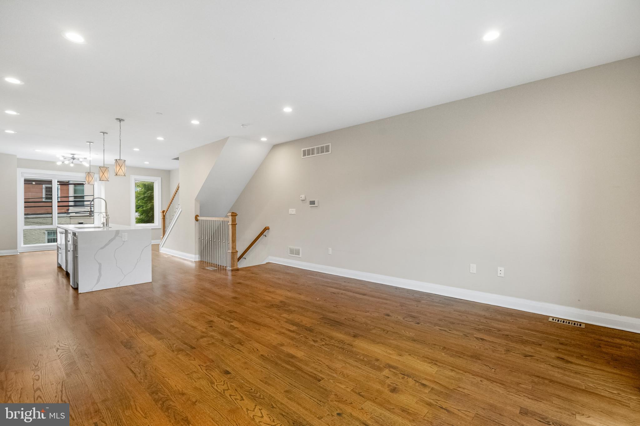 ART MUSEUM AREA - Residential