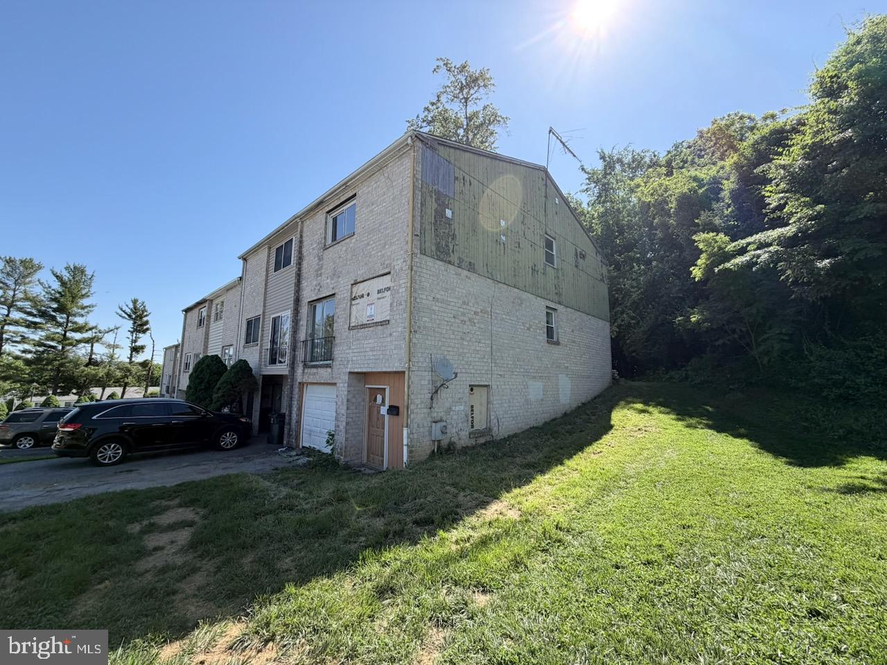 BRANFORD WOODS - Residential