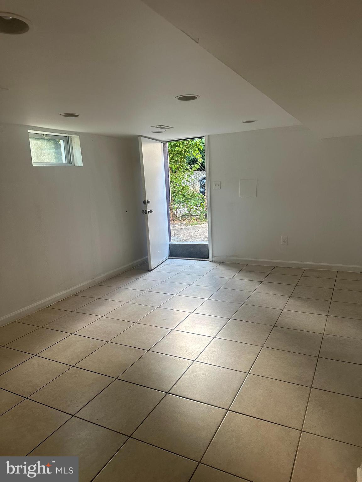 GR CAPITOL HEIGHTS - Residential