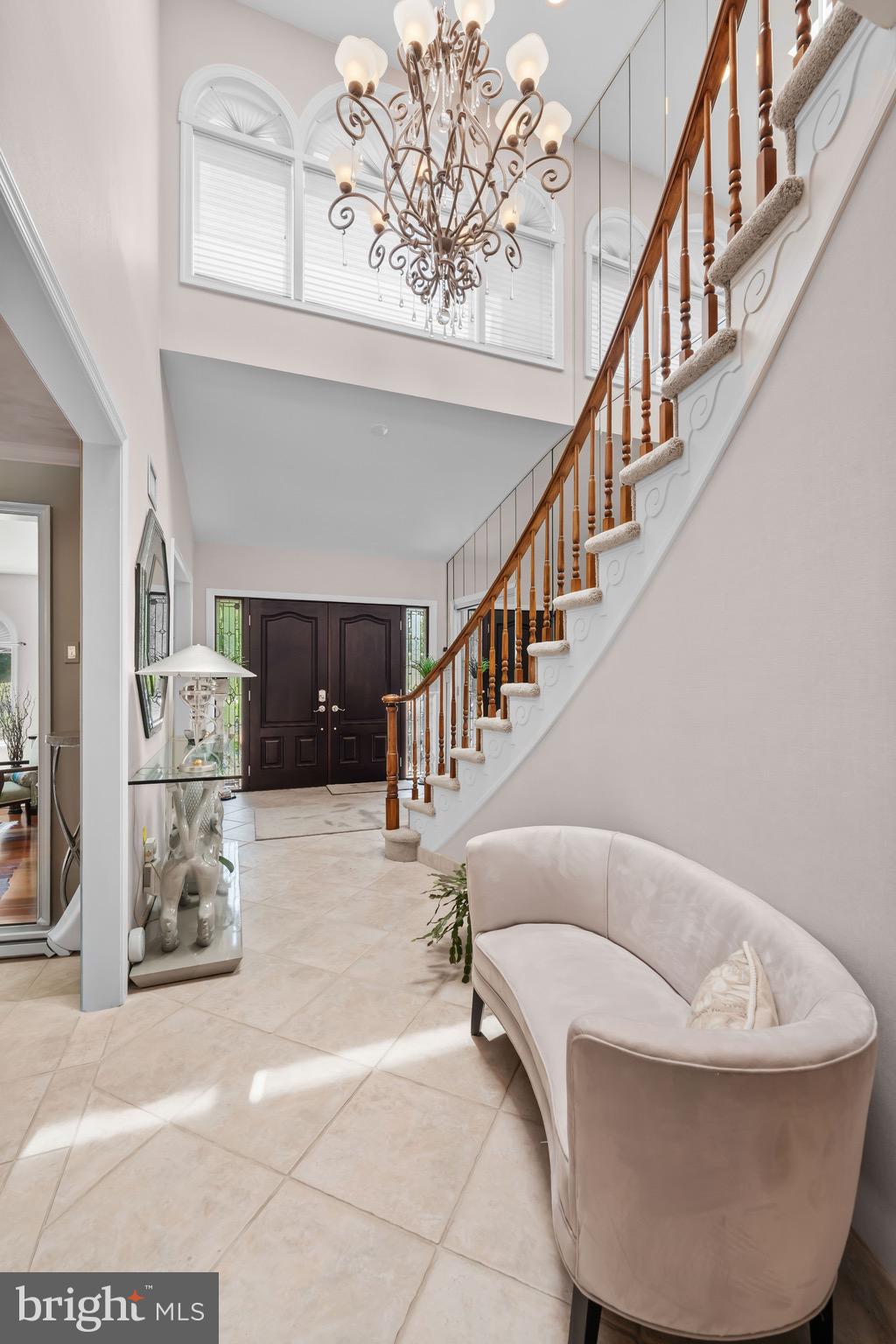 JUSTA FARMS - Residential