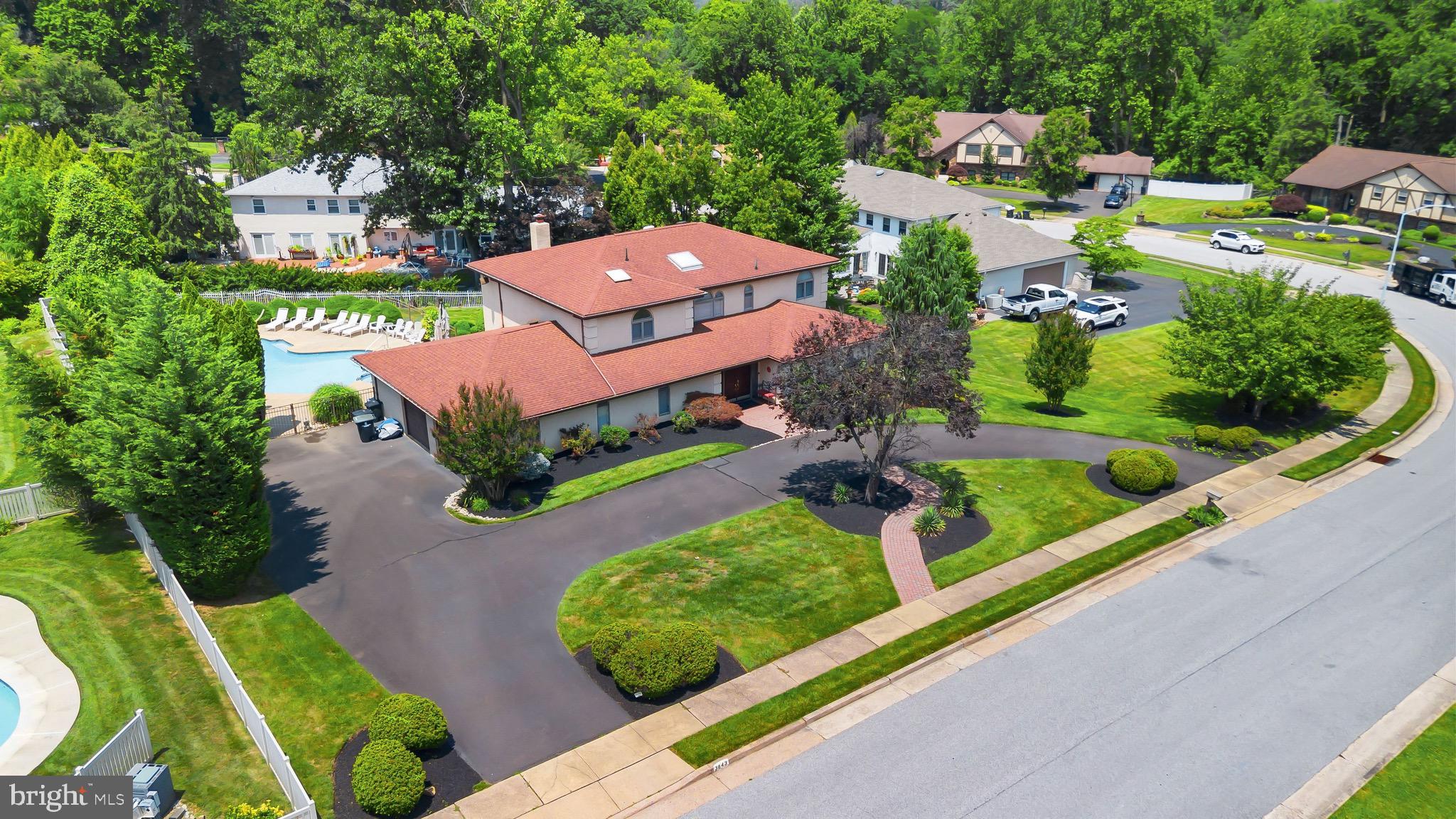 JUSTA FARMS - Residential
