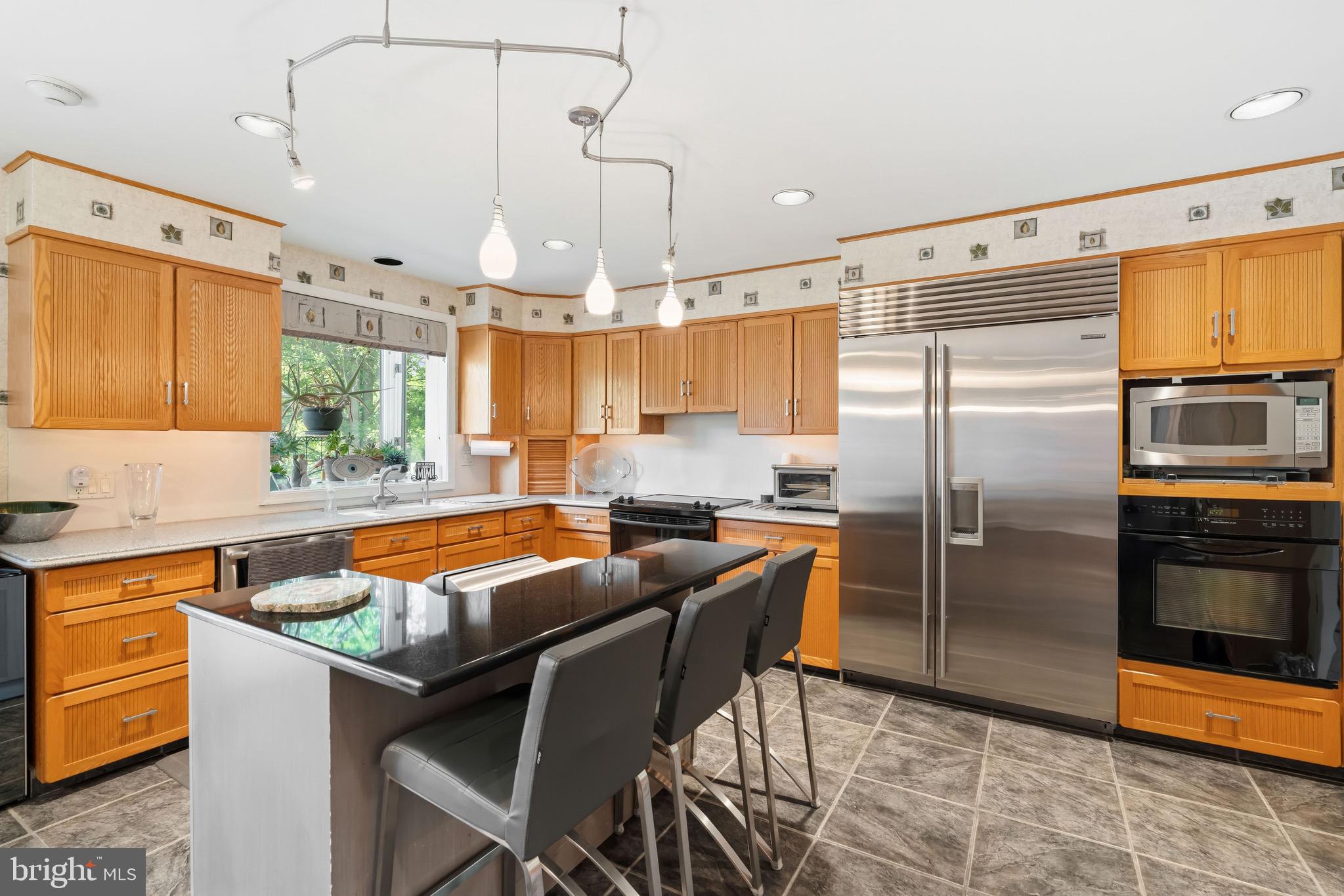JUSTA FARMS - Residential