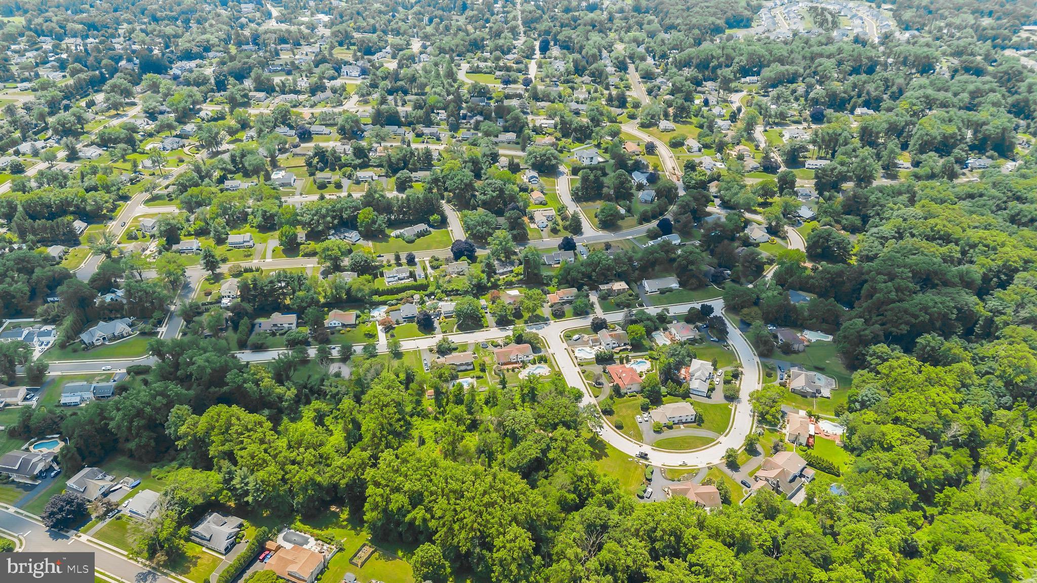 JUSTA FARMS - Residential