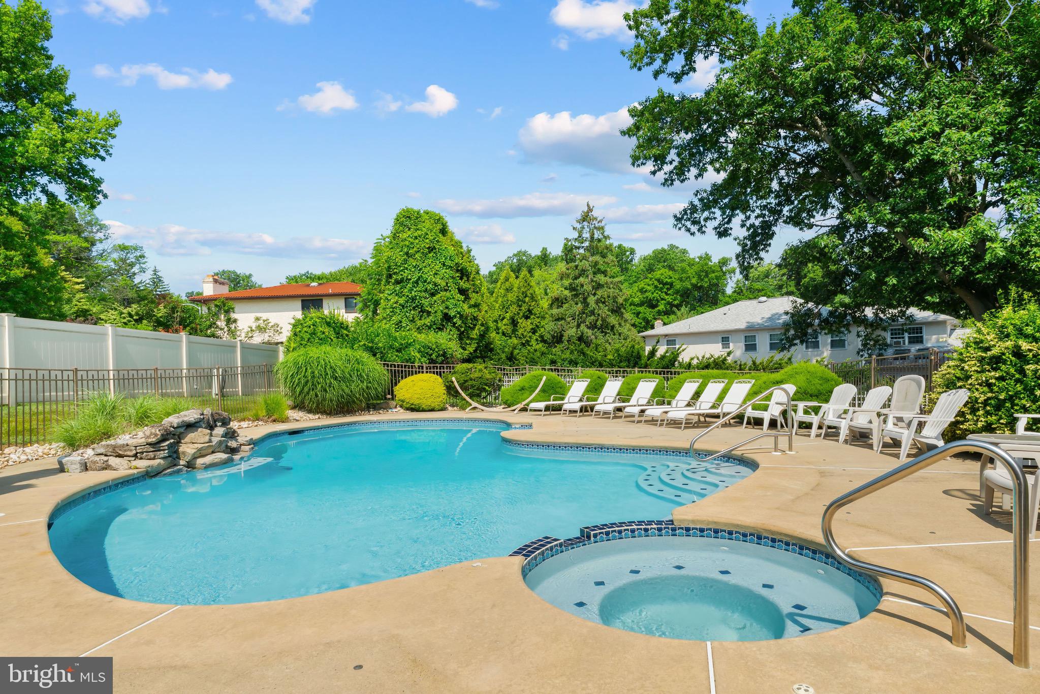 JUSTA FARMS - Residential