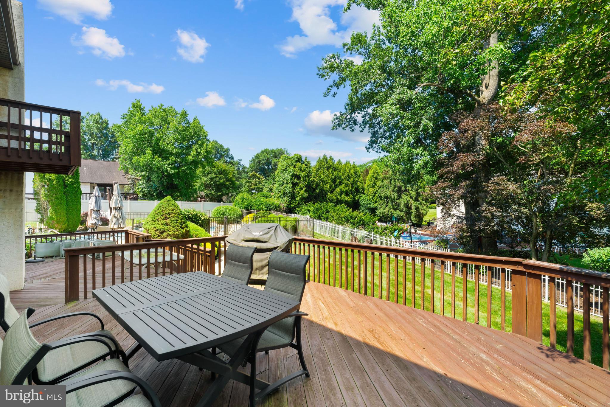 JUSTA FARMS - Residential