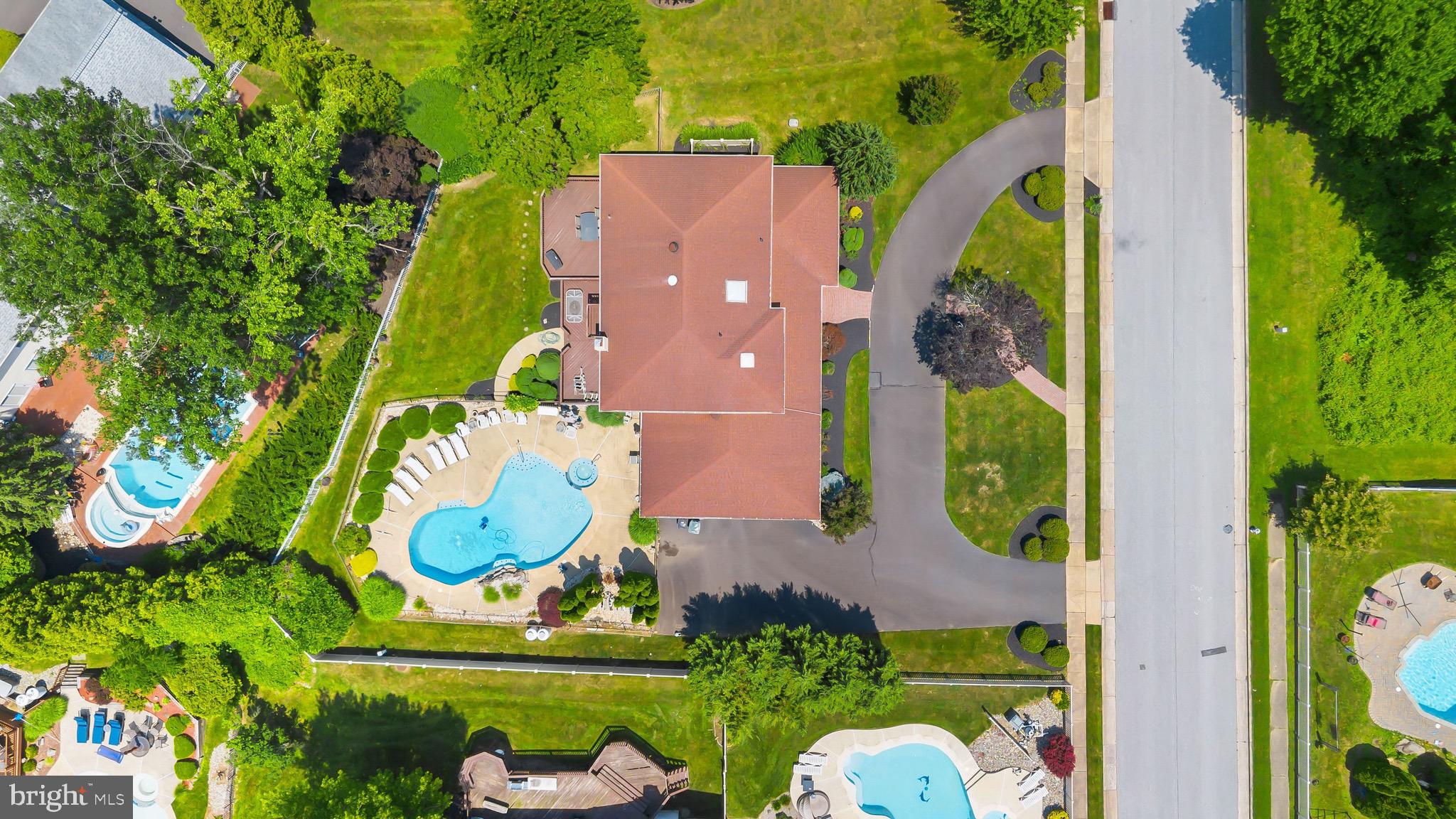 JUSTA FARMS - Residential